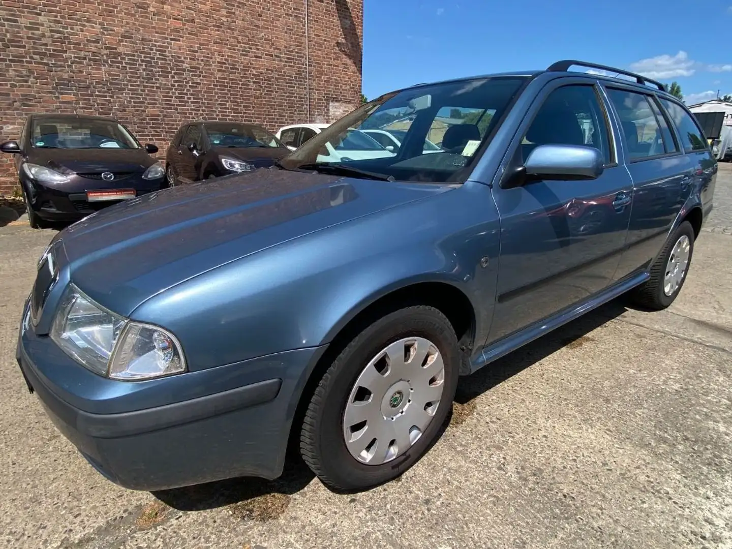 Skoda Octavia Combi Tour+Allwetter Gris - 1