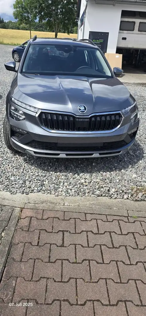 Skoda Kamiq Selection (Selection ) 1,0TSI 7Gang DSG Grau - 2