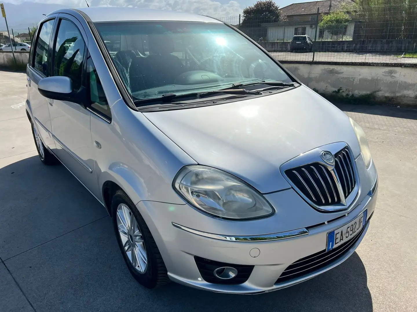 Lancia MUSA 1.5 95 cv Diesel/Mjet Platinum Restyling Grigio - 2