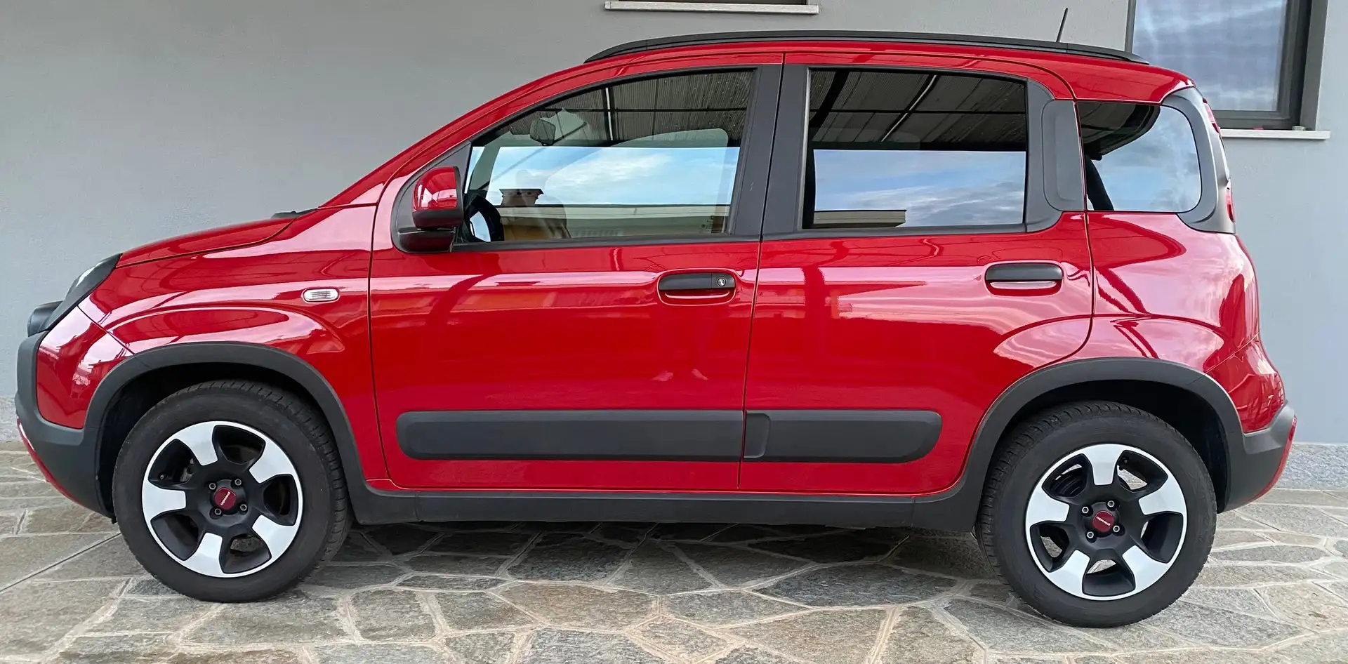 Fiat Panda Panda 1.0 firefly hybrid Cross s&s 70cv 5p.ti Rouge - 2