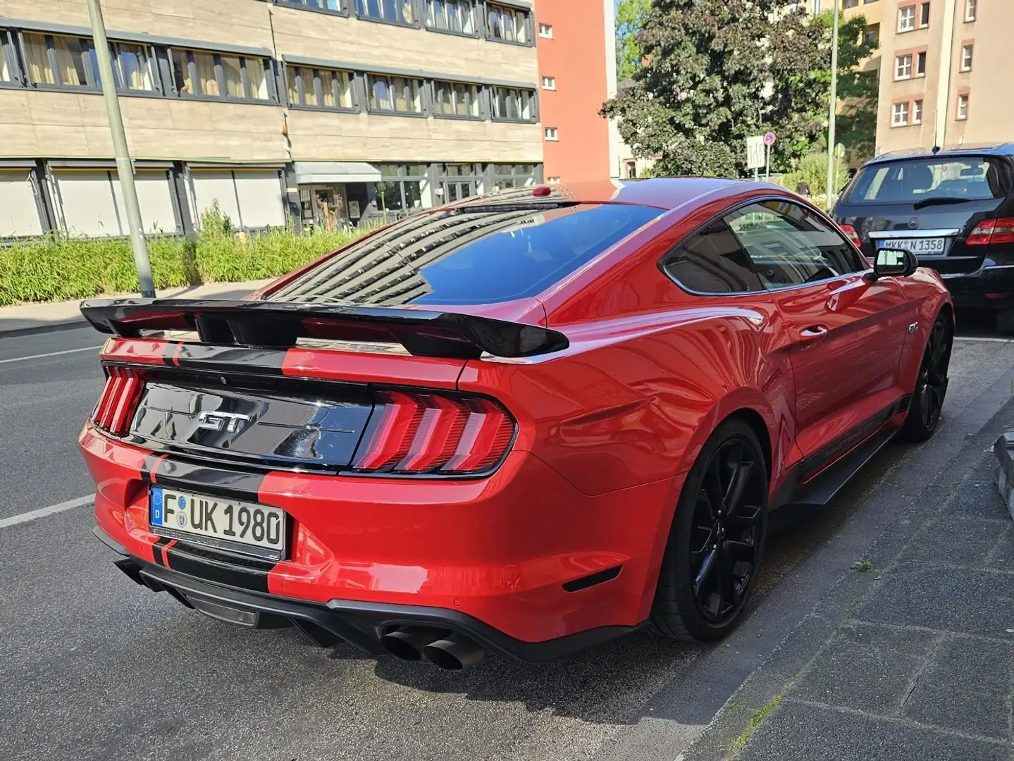 Ford Mustang Fastback 5.0 Ti-VCT V8 - 2