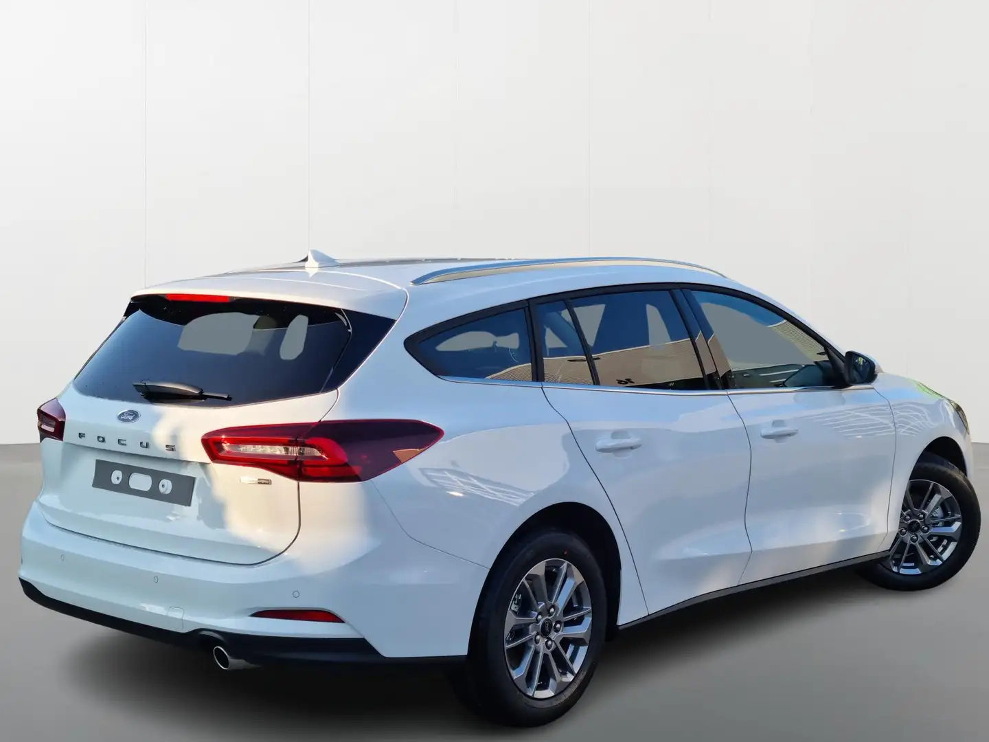 Ford Focus Wagon Titanium 1.0 Ecoboost Hybrid 125pk | €3.500, Blanc - 2