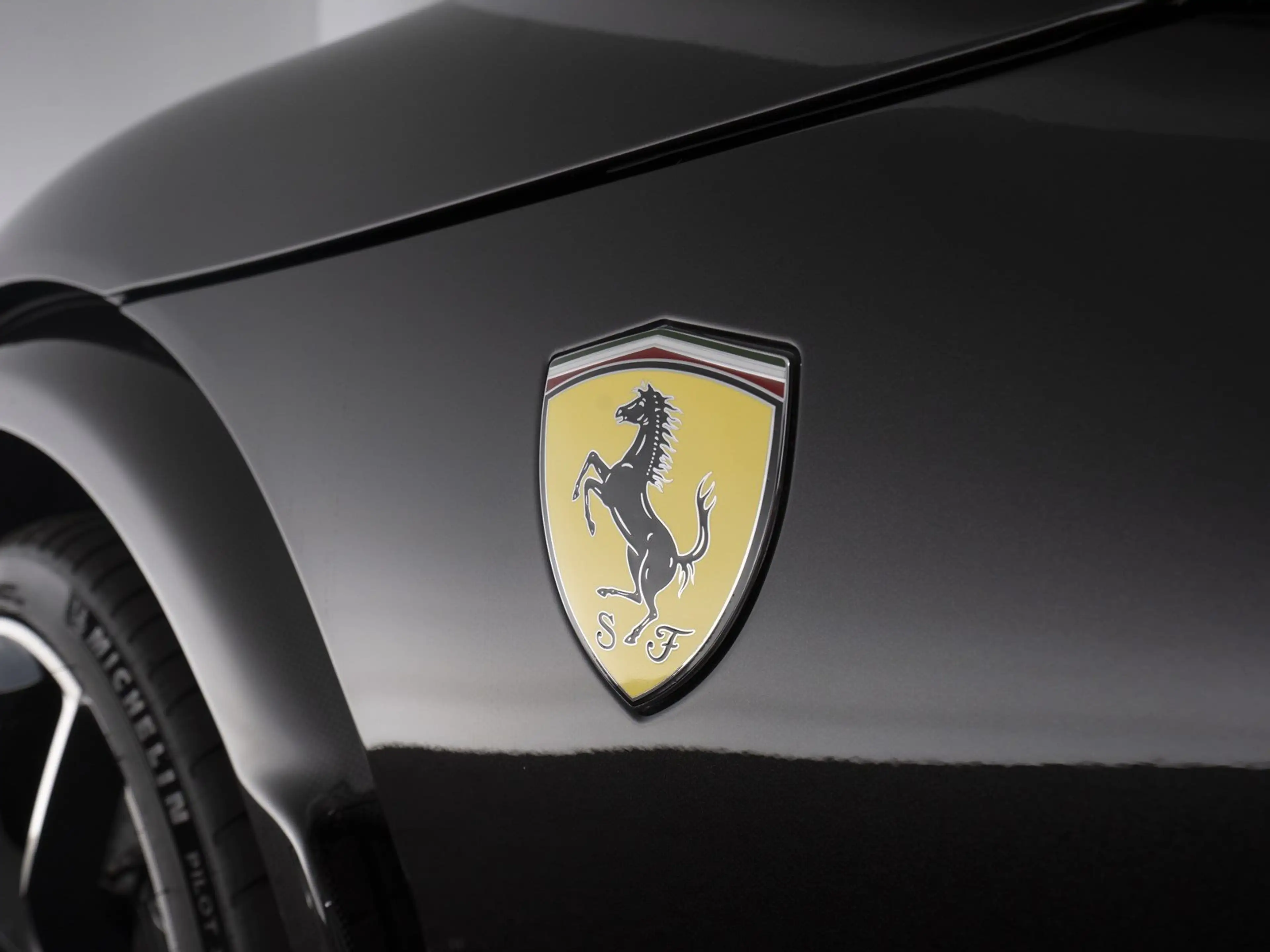 Ferrari Purosangue FERRARI SINGEN — photo 6