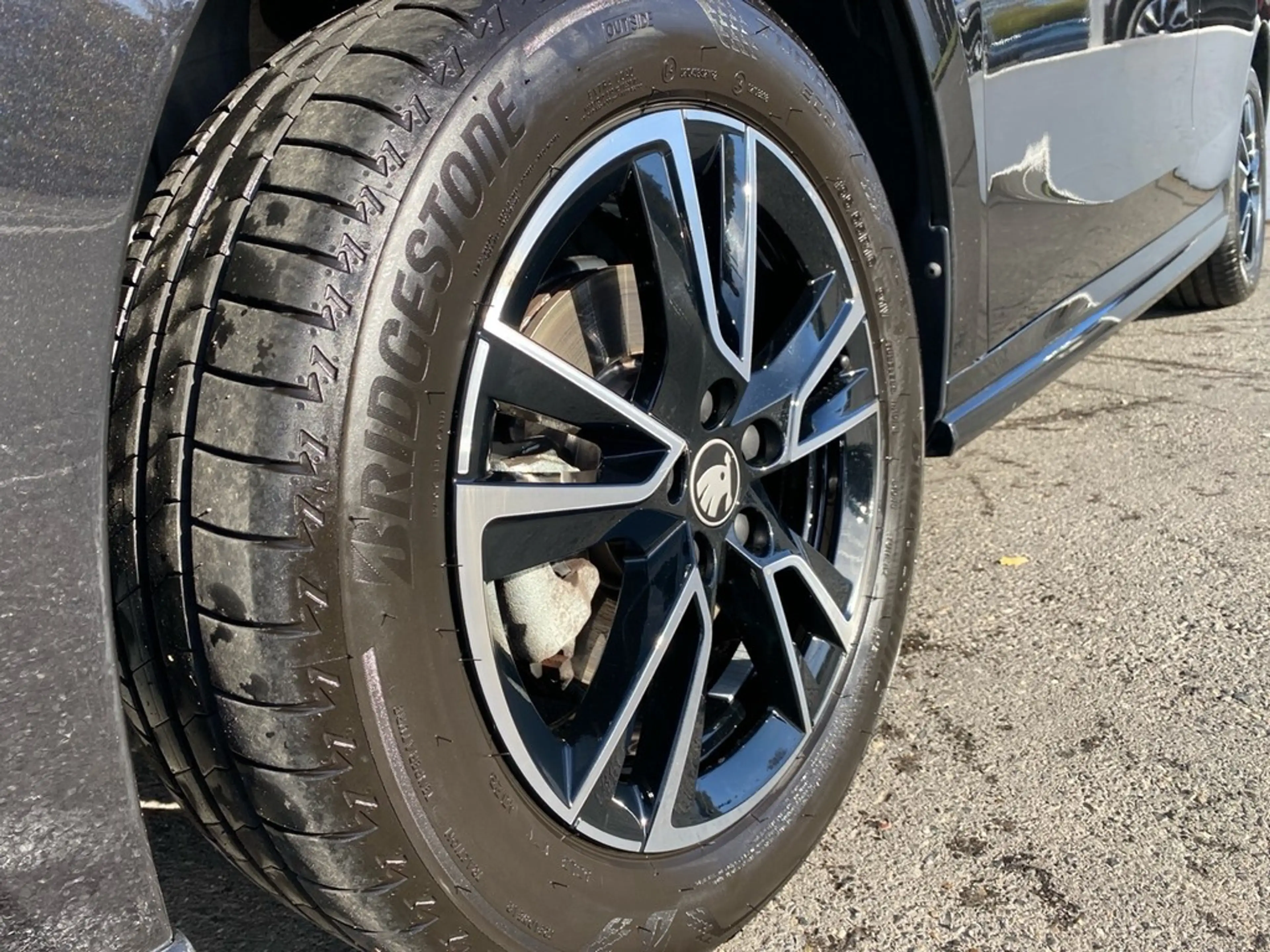 Skoda Fabia 1,0 TSI DSG Monte Carlo — photo 3