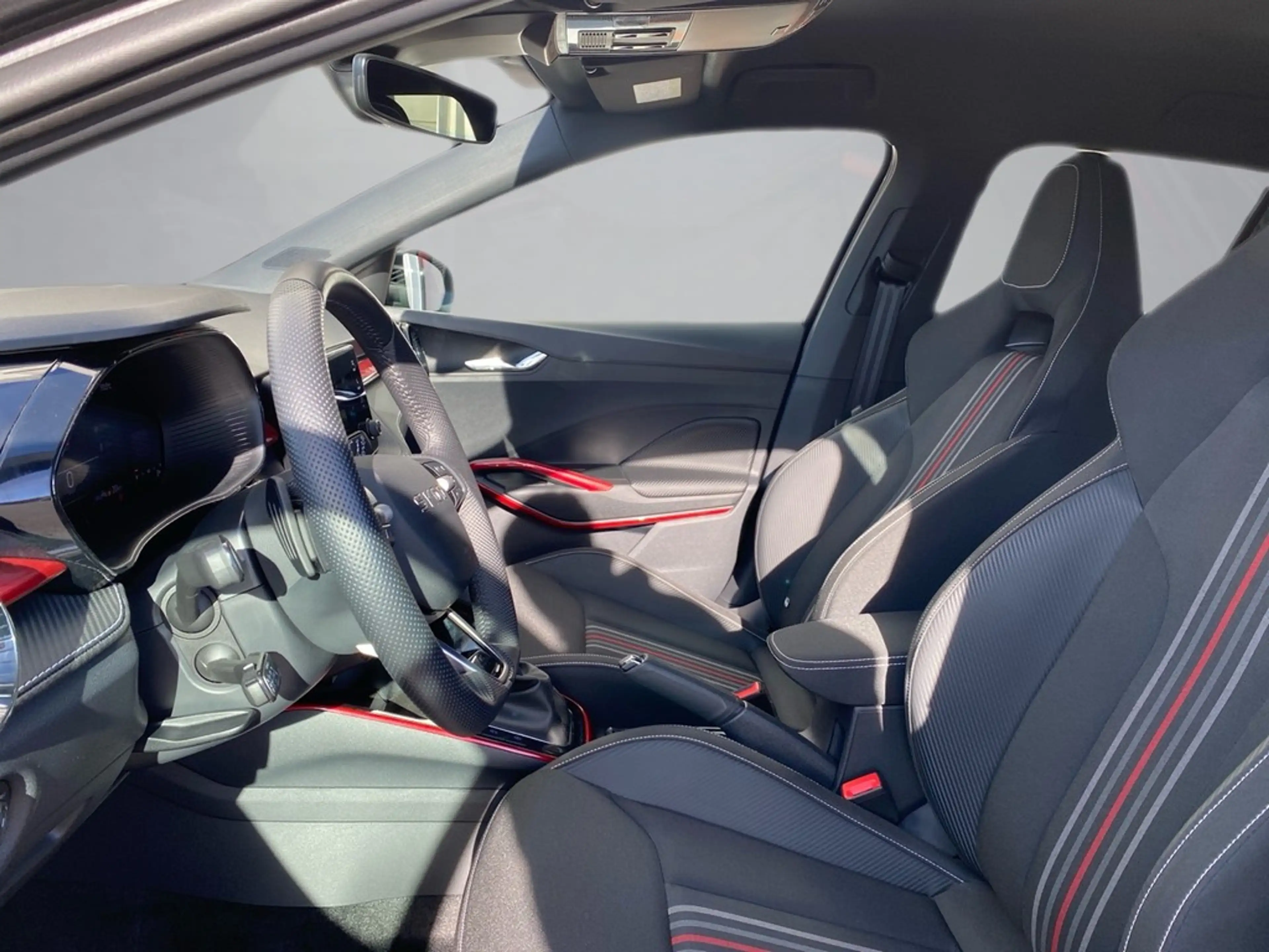Skoda Fabia 1,0 TSI DSG Monte Carlo — photo 7