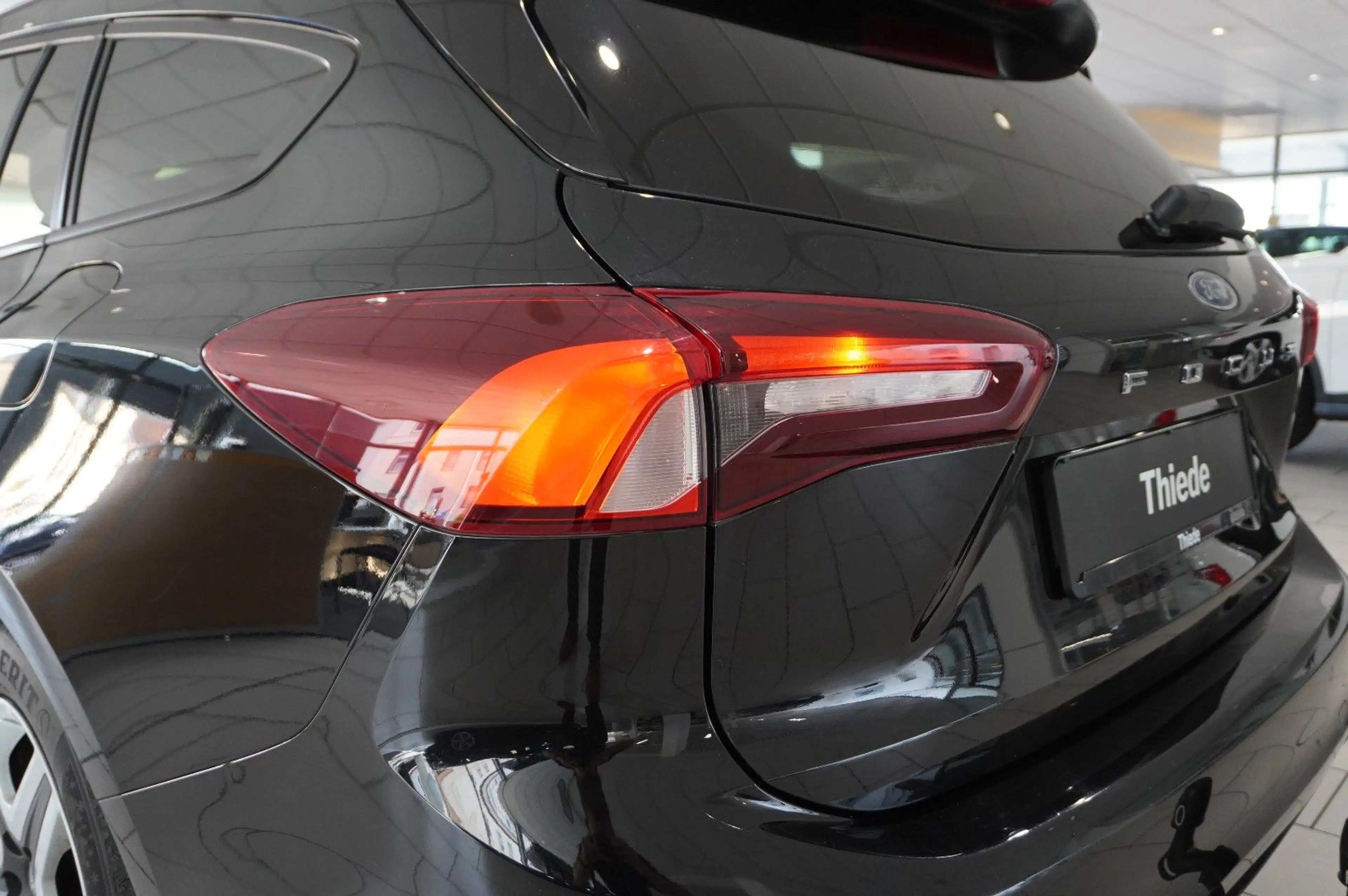 Ford Focus Turnier 1.5D COOL & CONN. NAVI/LED/SH/AHK — photo 11