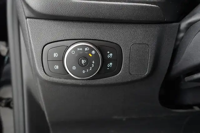 Ford Focus view 23