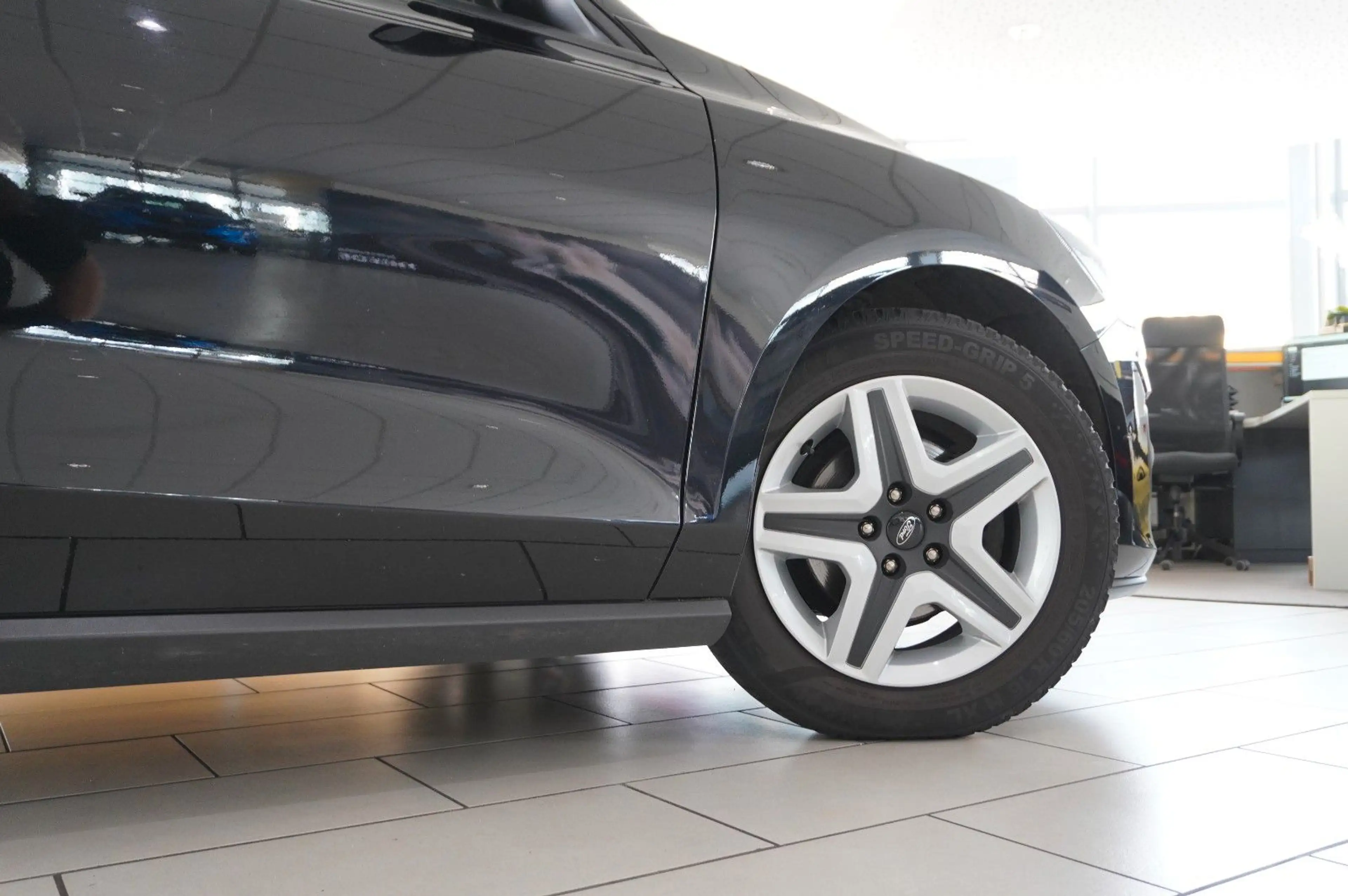 Ford Focus Turnier 1.5D COOL & CONN. NAVI/LED/SH/AHK — photo 8