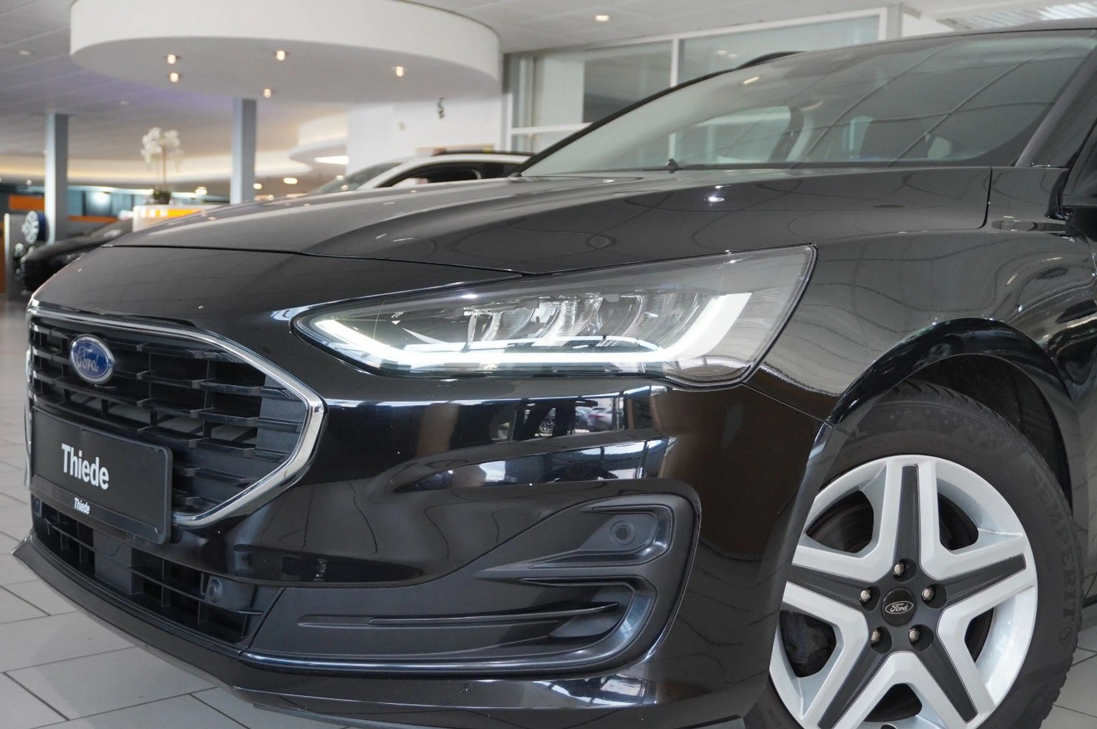 Ford Focus Turnier 1.5D COOL & CONN. NAVI/LED/SH/AHK — photo 5