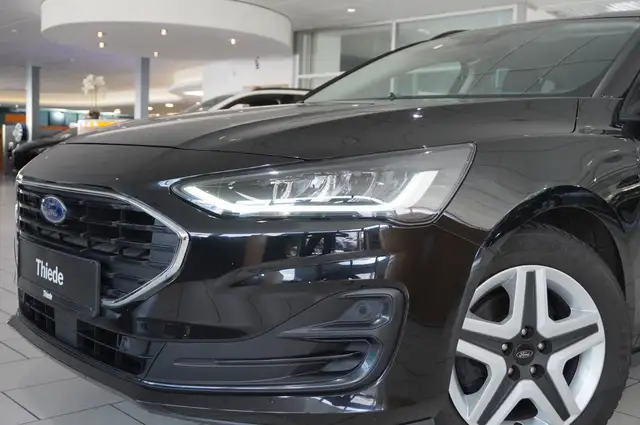 Ford Focus view 5