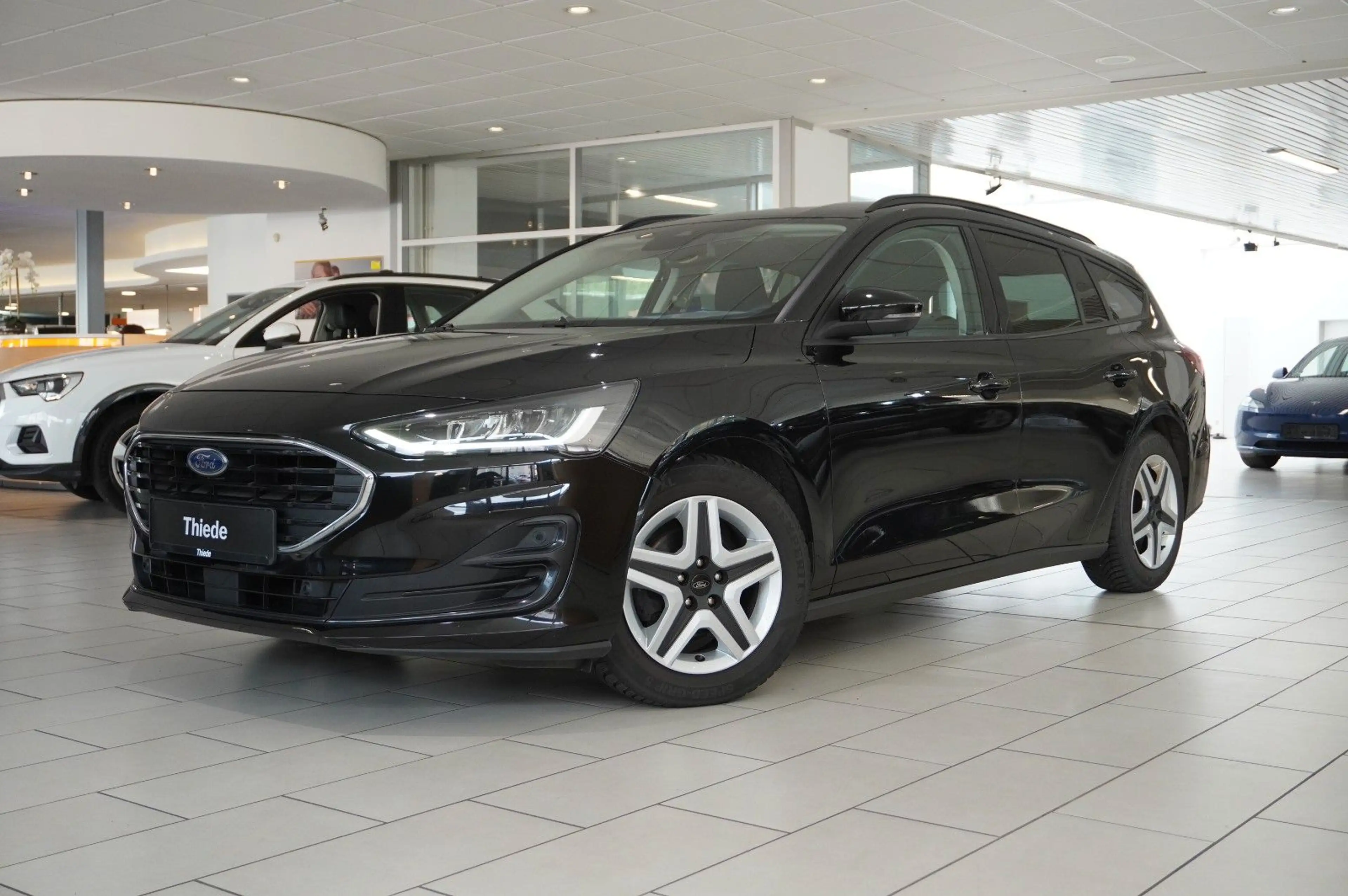 Ford Focus Turnier 1.5D COOL & CONN. NAVI/LED/SH/AHK — photo 3