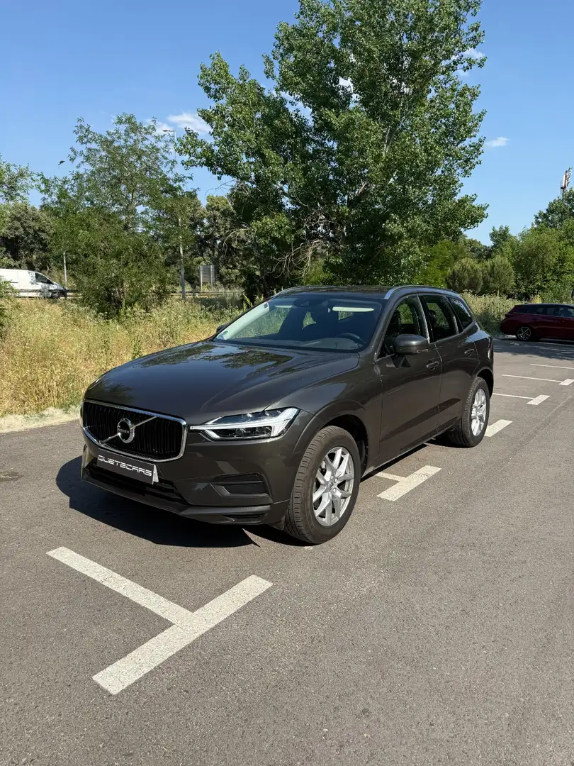 Volvo XC60 D3 Momentum Verde - 1