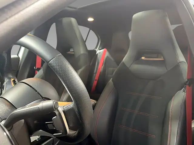 Mercedes-Benz A view 9