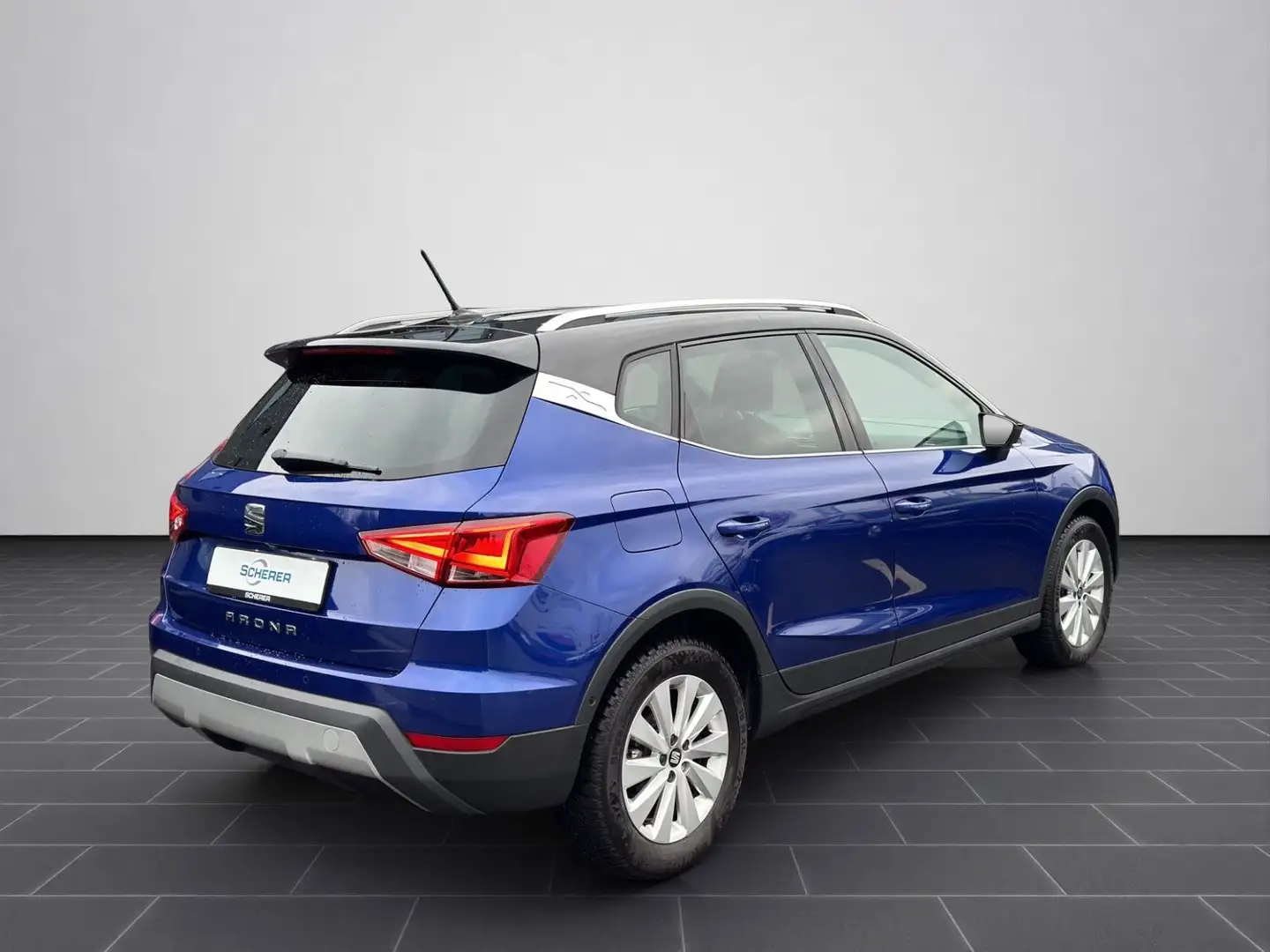SEAT Arona 1.0 TSI XCELLENCE DSG NAVI AHK BEATS Blau - 2