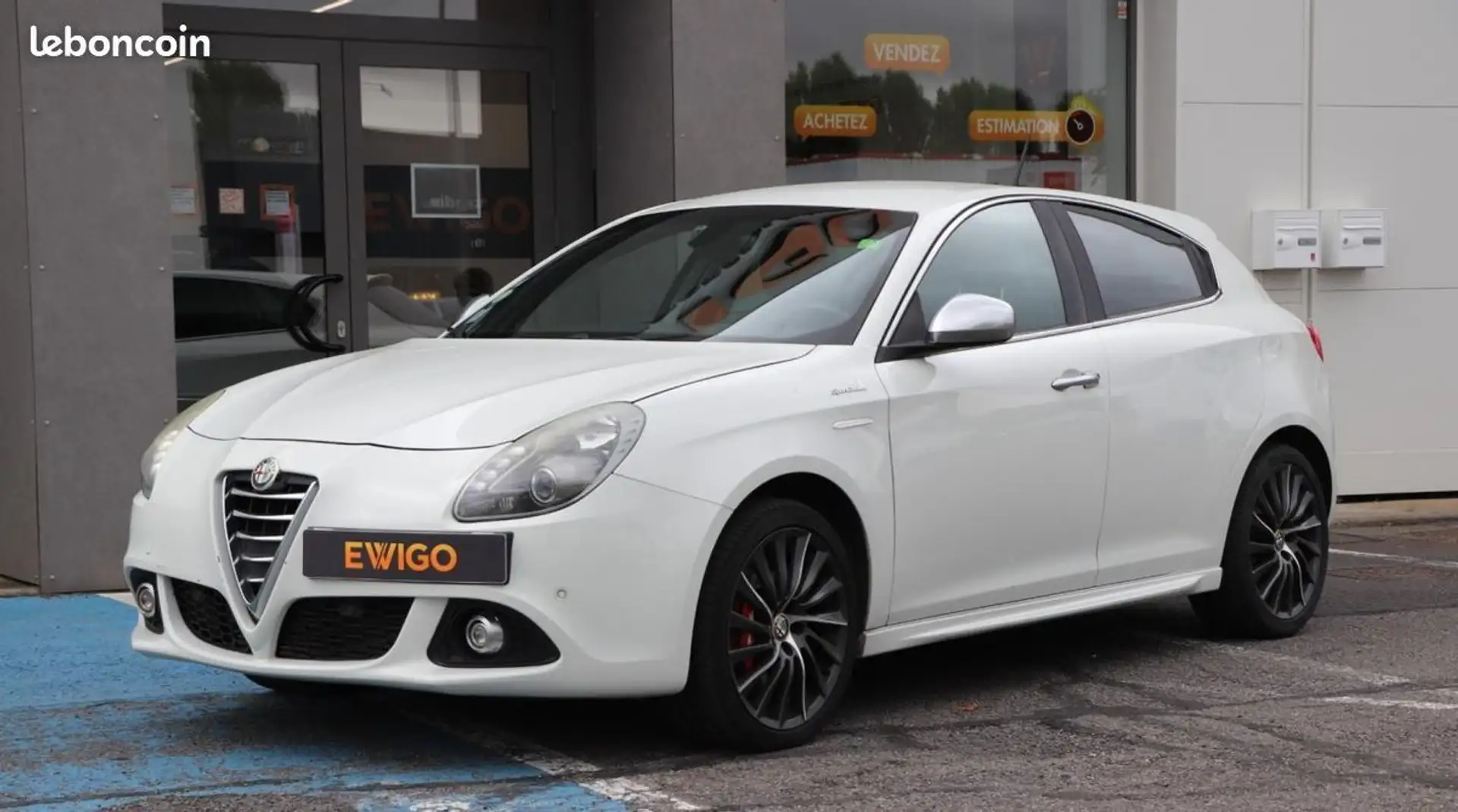Alfa Romeo Giulietta 2.0 JTDM 170 DISTINCTIVE START-STOP Blanc - 1