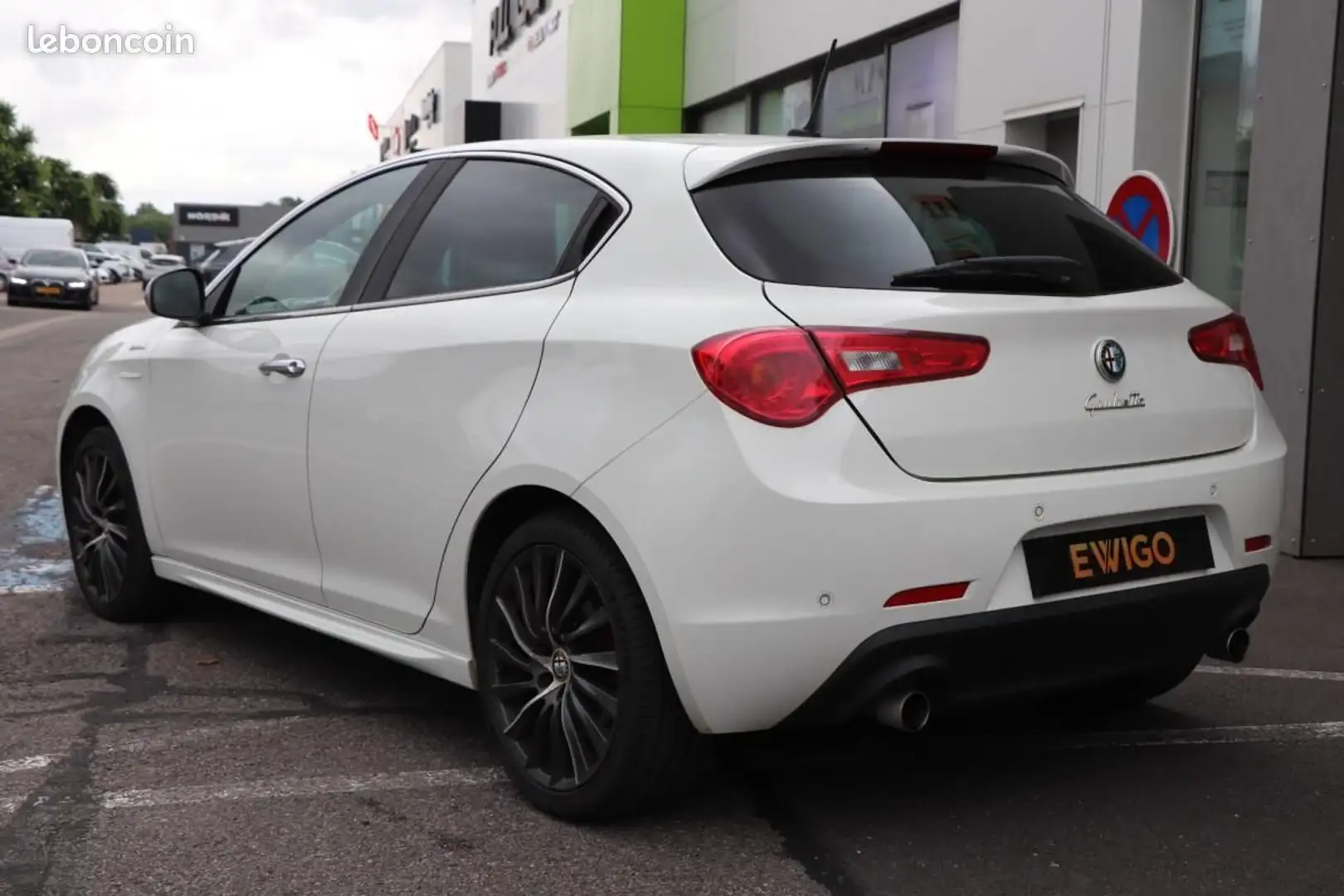 Alfa Romeo Giulietta 2.0 JTDM 170 DISTINCTIVE START-STOP Blanc - 2