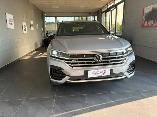 Volkswagen Touareg 3.0 V6 tdi Atmosphere R-Line Exterior Pack 286cv tiptronic