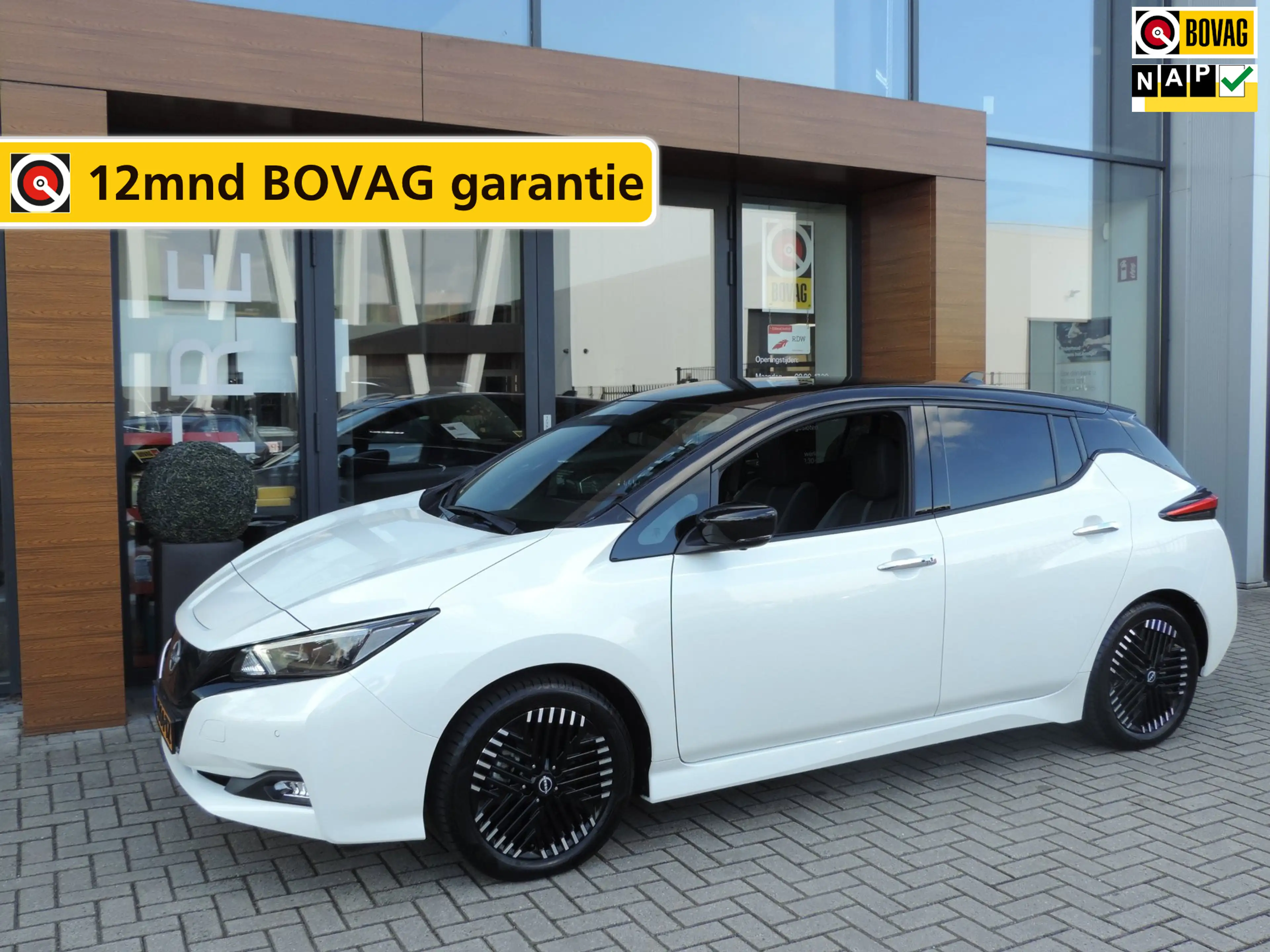Nissan Leaf Tekna Bi-Tone 39 kWh 13.000km | SOH 100% | 1e Eig
