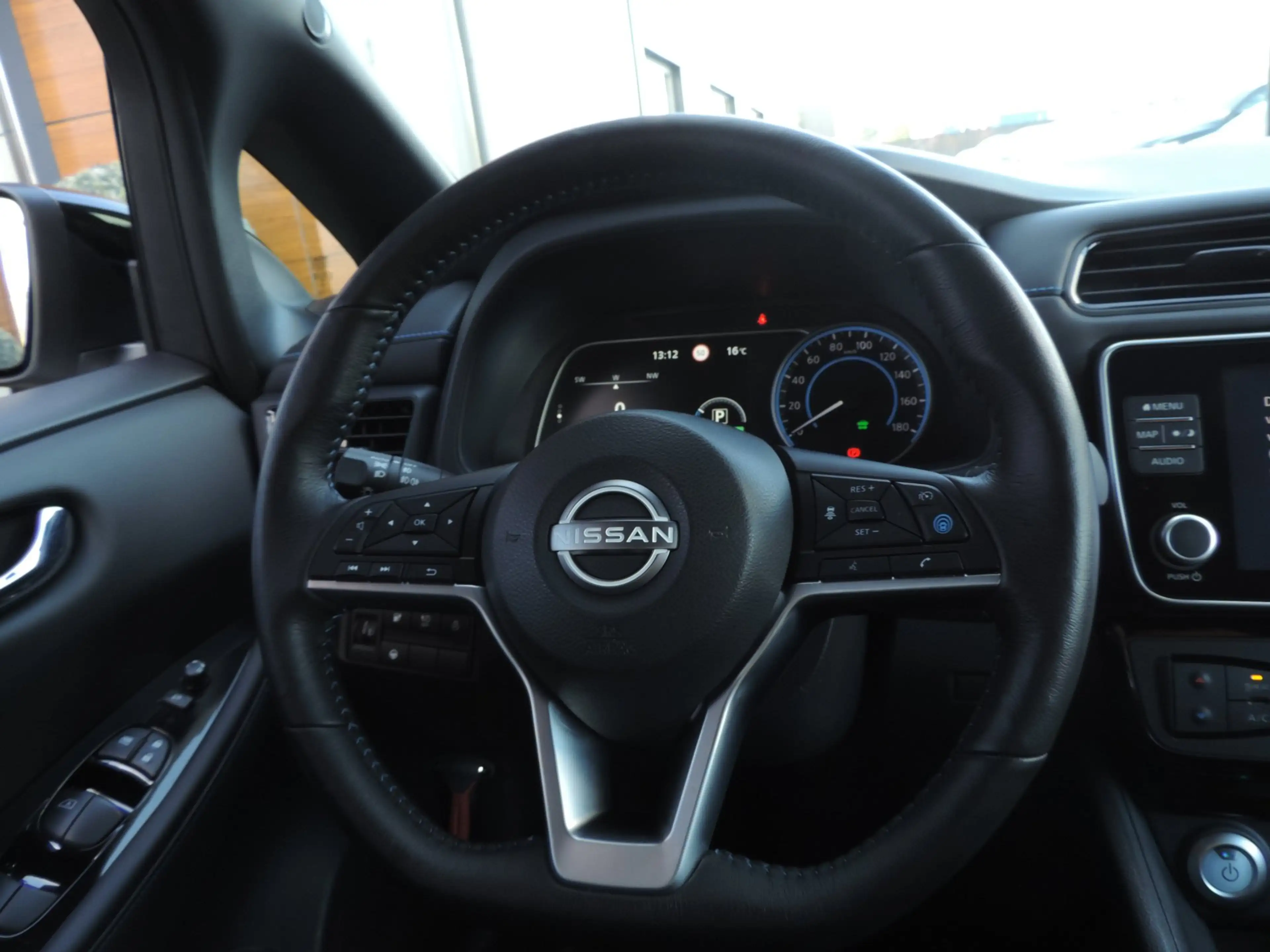 Nissan Leaf Tekna Bi-Tone 39 kWh 13.000km | SOH 100% | 1e Eig — photo 23