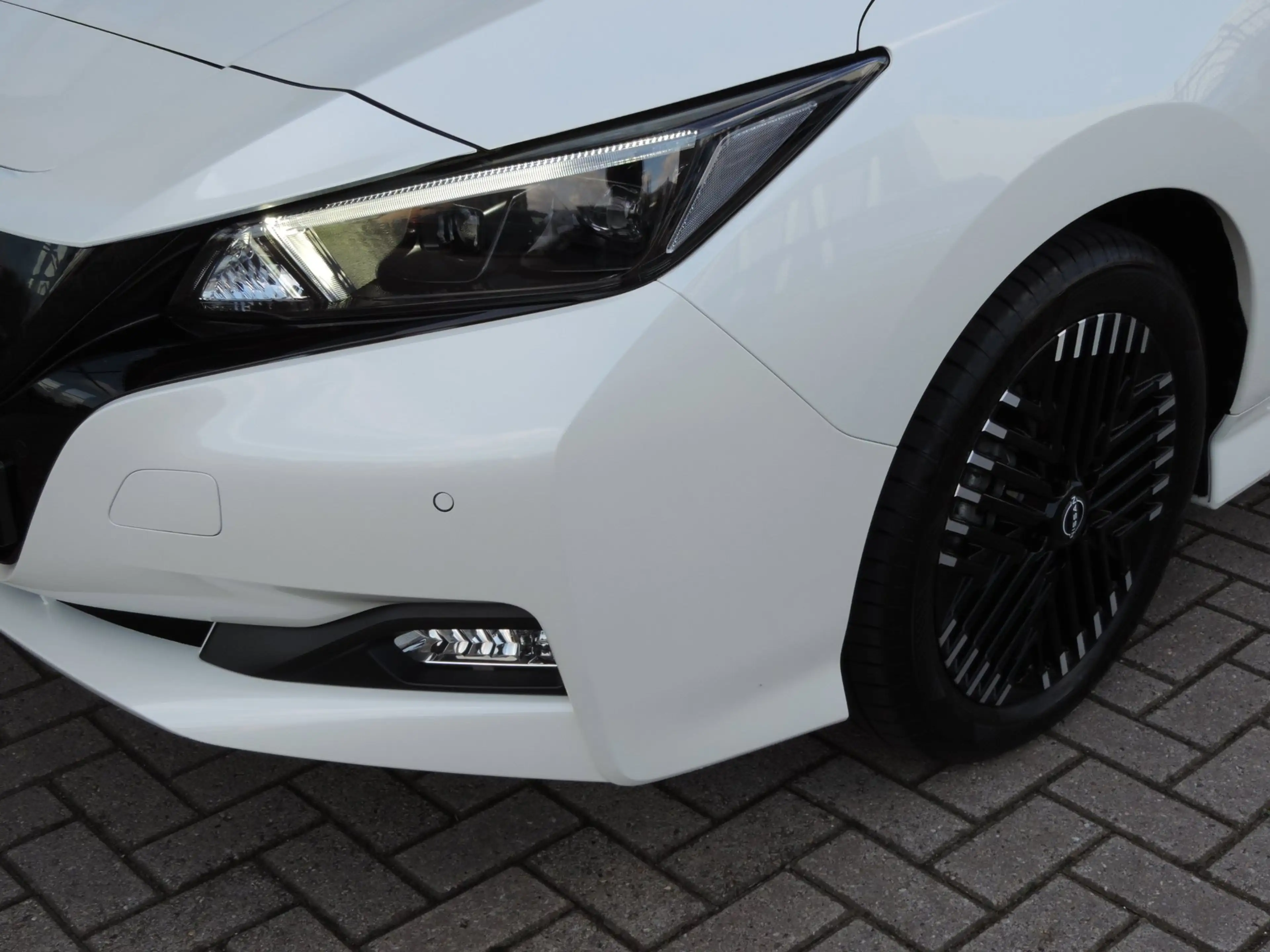 Nissan Leaf Tekna Bi-Tone 39 kWh 13.000km | SOH 100% | 1e Eig — photo 6