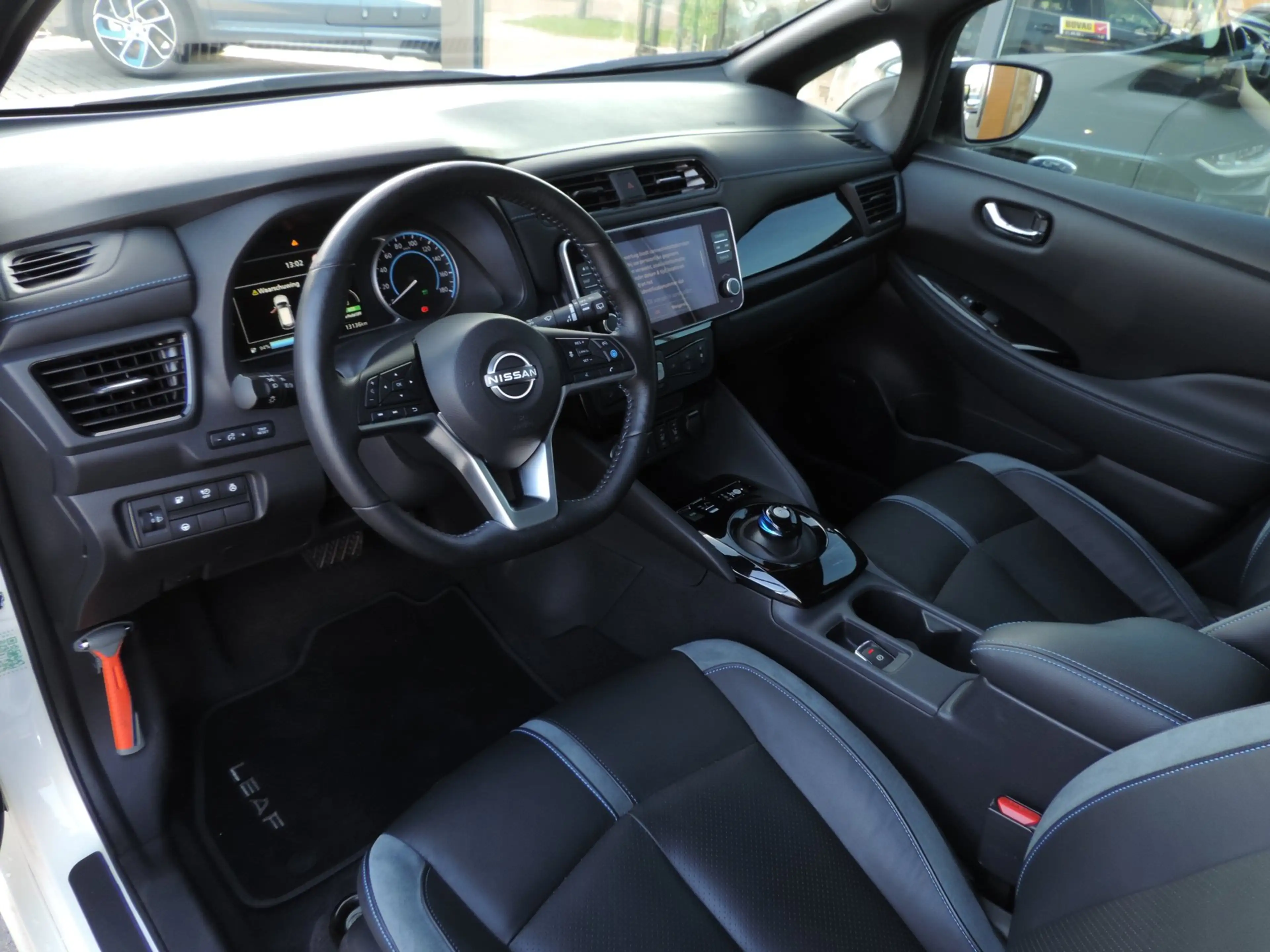 Nissan Leaf Tekna Bi-Tone 39 kWh 13.000km | SOH 100% | 1e Eig — photo 9
