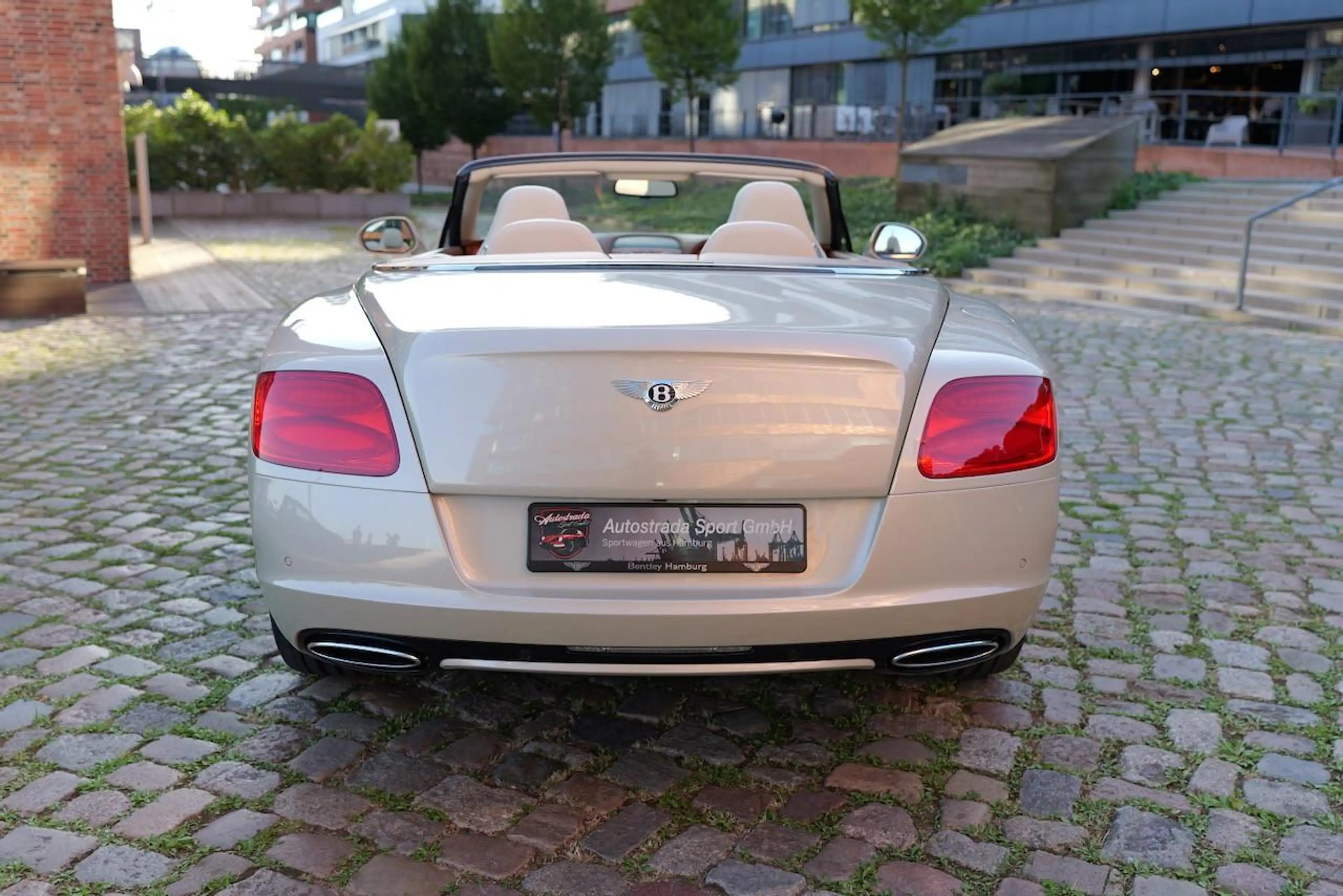Bentley Continental GTC Continental GTC — photo 8