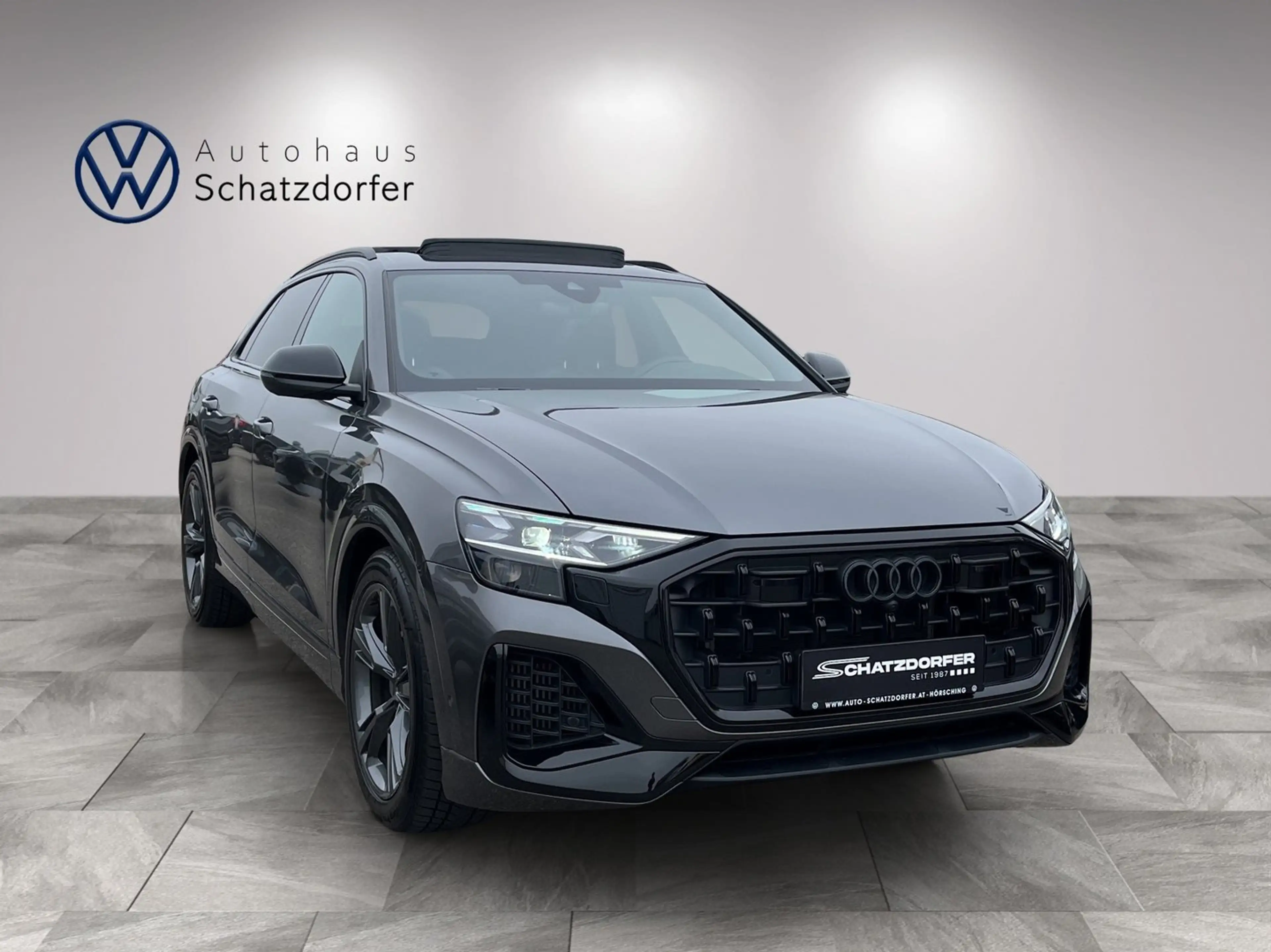 Audi Q8 55 TFSI quattro — photo 6