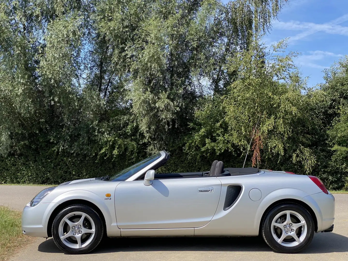 Toyota MR 2 1.8i VVT-i Sp.Ed.Lim Grijs - 2