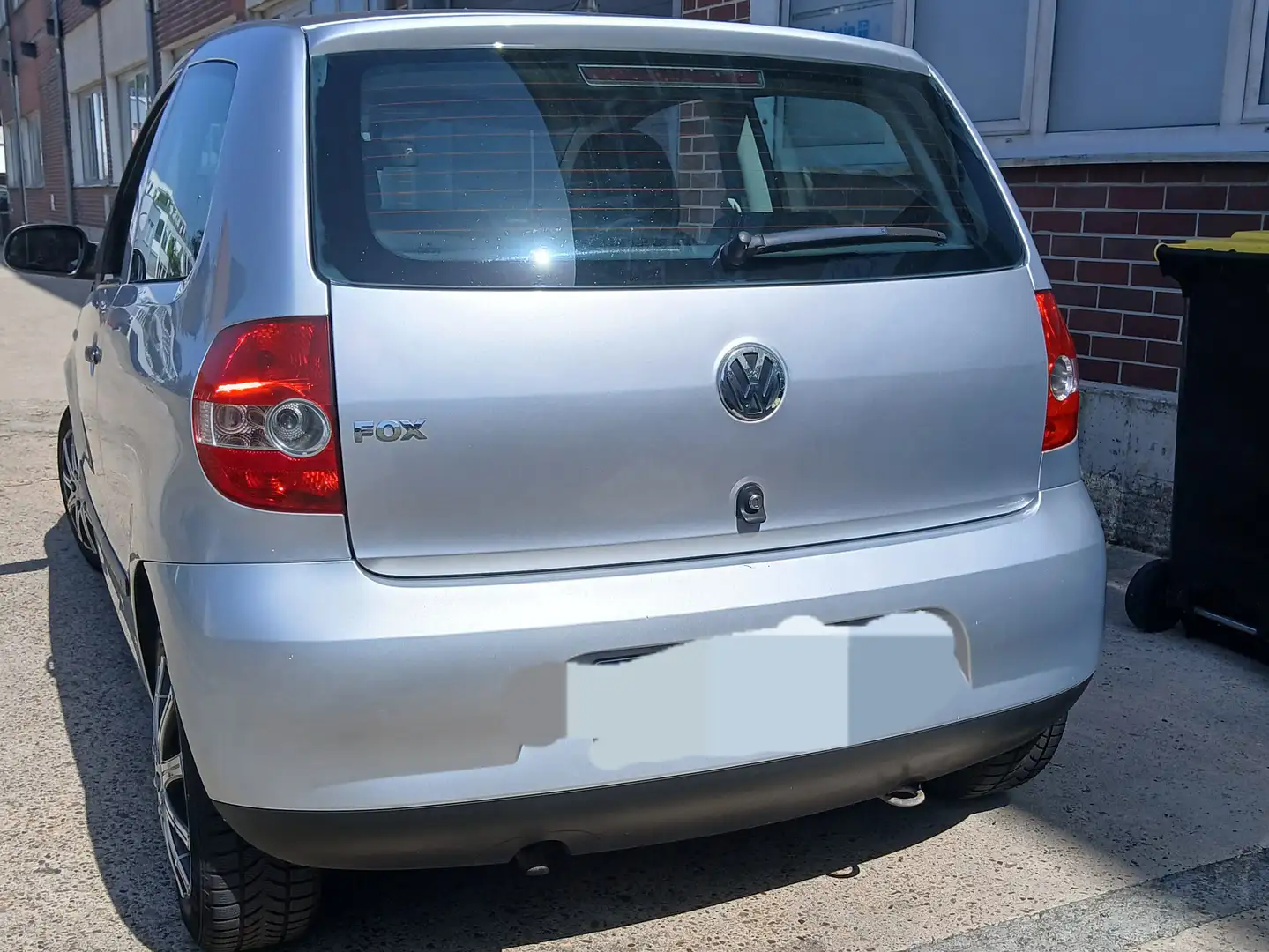 Volkswagen Fox Fox 1.2 Fresh Silber - 2
