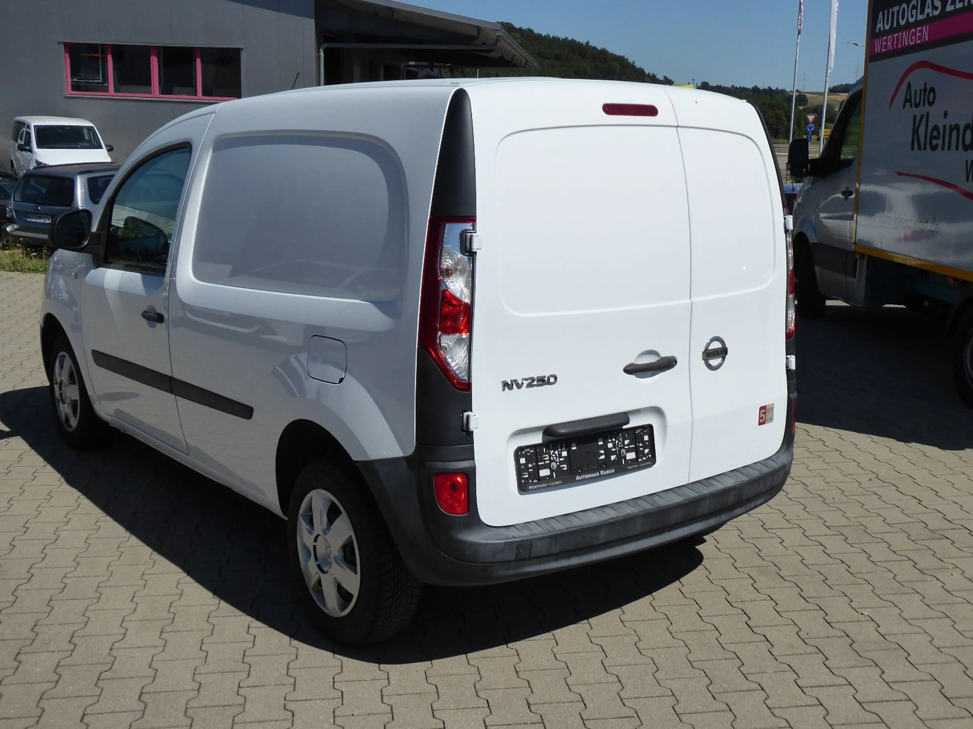 Nissan NV250 Kastenwagen L1H1 2,0t Comfort klima Sitzh — photo 4