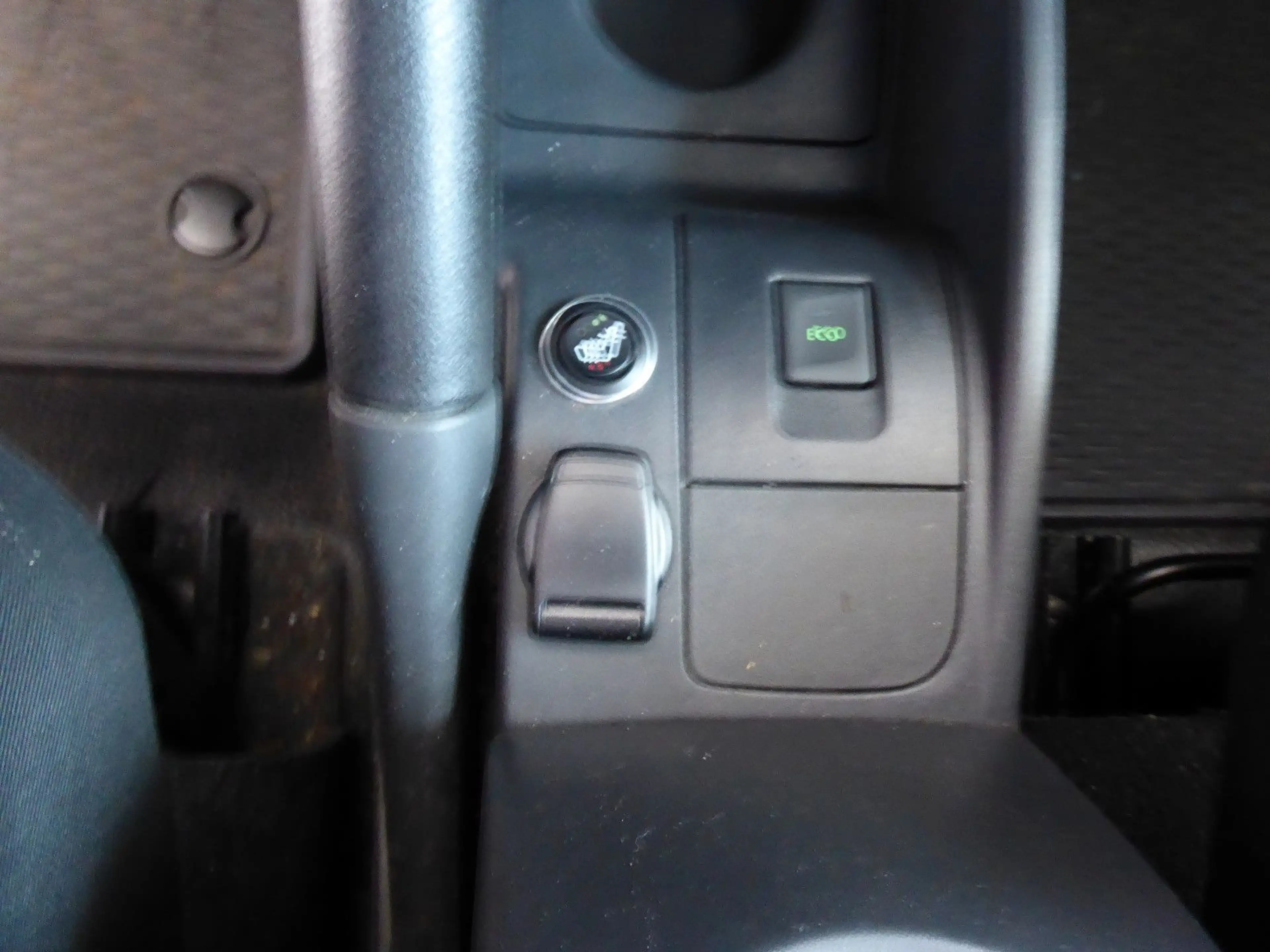 Nissan NV250 Kastenwagen L1H1 2,0t Comfort klima Sitzh — photo 14