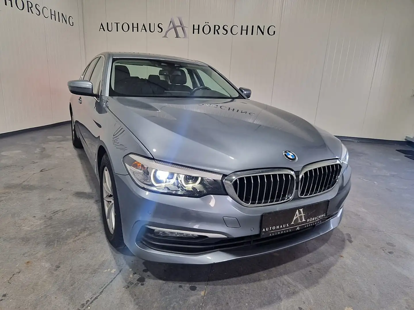 BMW 520 d Stříbrná - 1
