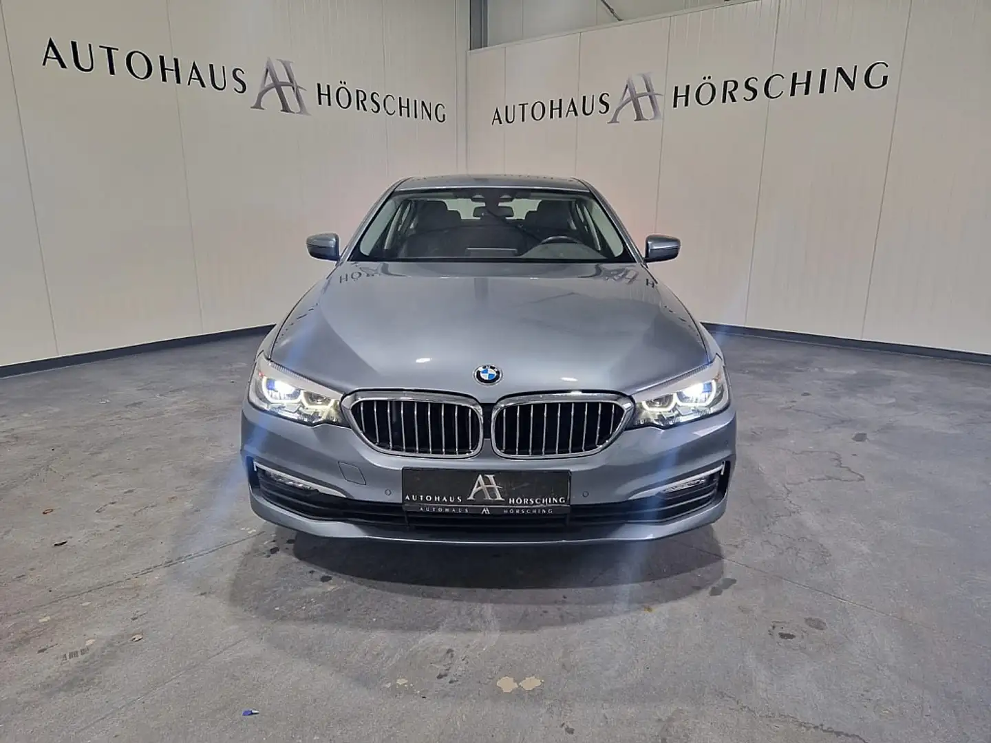 BMW 520 d Stříbrná - 2