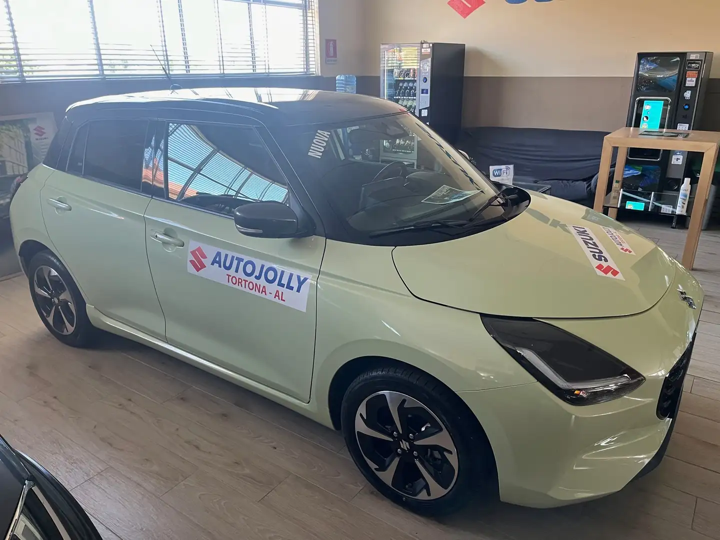 Suzuki Swift TOP 2WD, NUOVA, NON KM ZERO, CON SUZUKI DAL 1986 Verde - 2