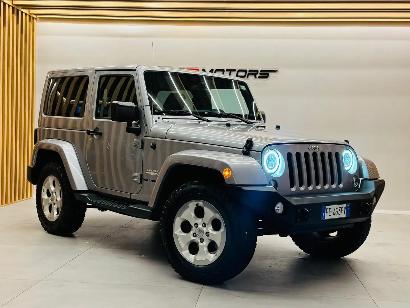 Jeep Wrangler 2.8 CRD SAHARA UNLIMITED PARI AL NUOVO restilyng Argento - 1
