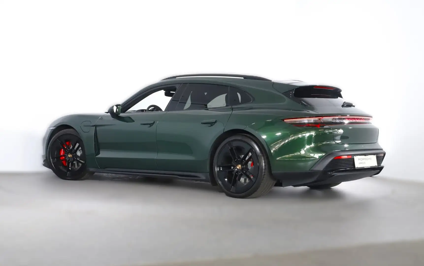 Porsche Taycan 4S Sport Turismo Grün - 2