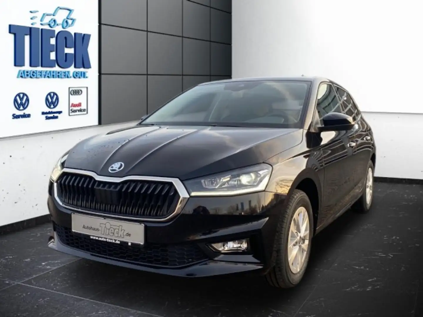 Skoda Fabia 1.0 TSI 110 PS Style Navi LED Kessy MY22 Klima Schwarz - 1