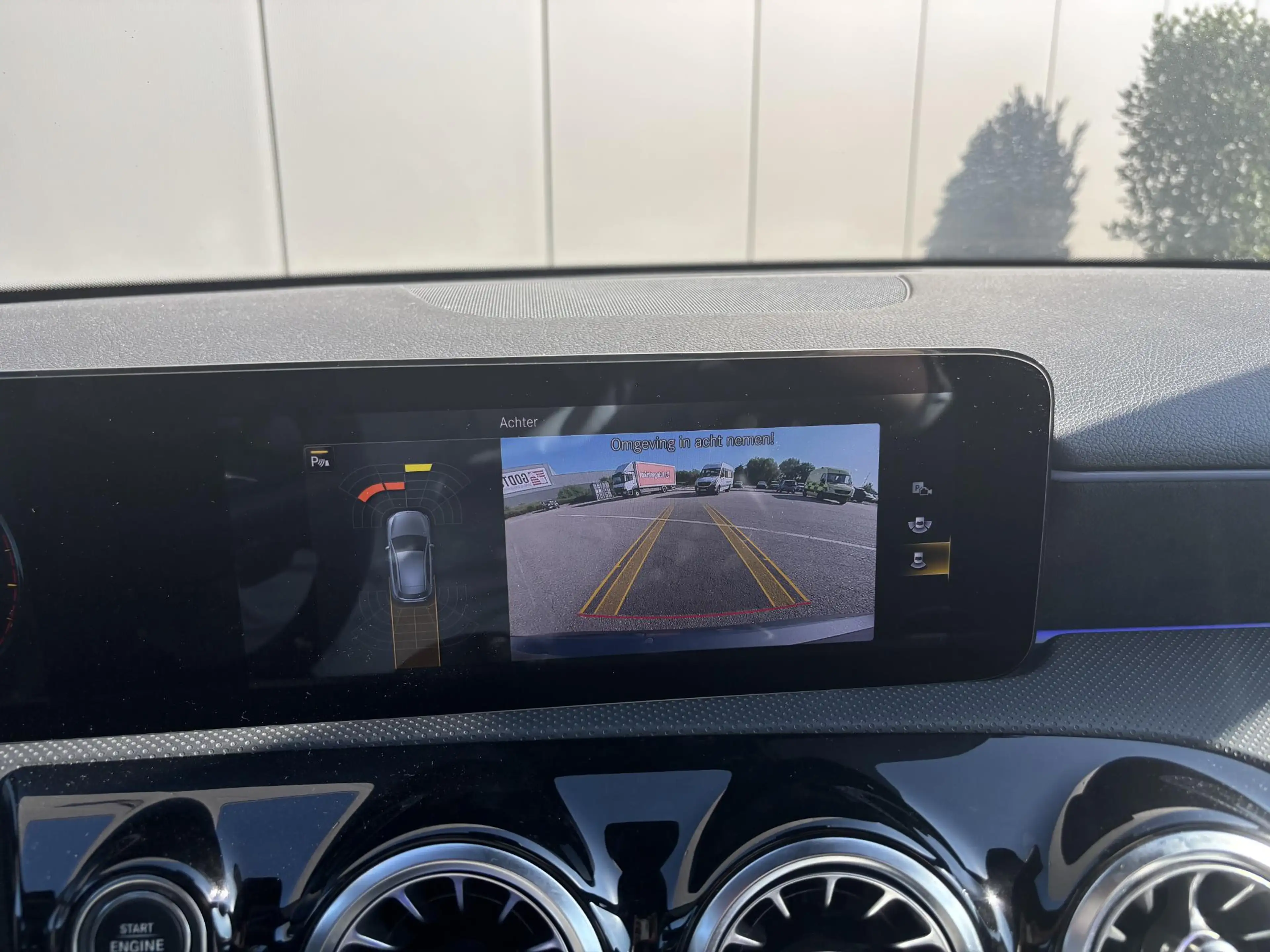 Mercedes-Benz A 180 AMG Line — photo 6