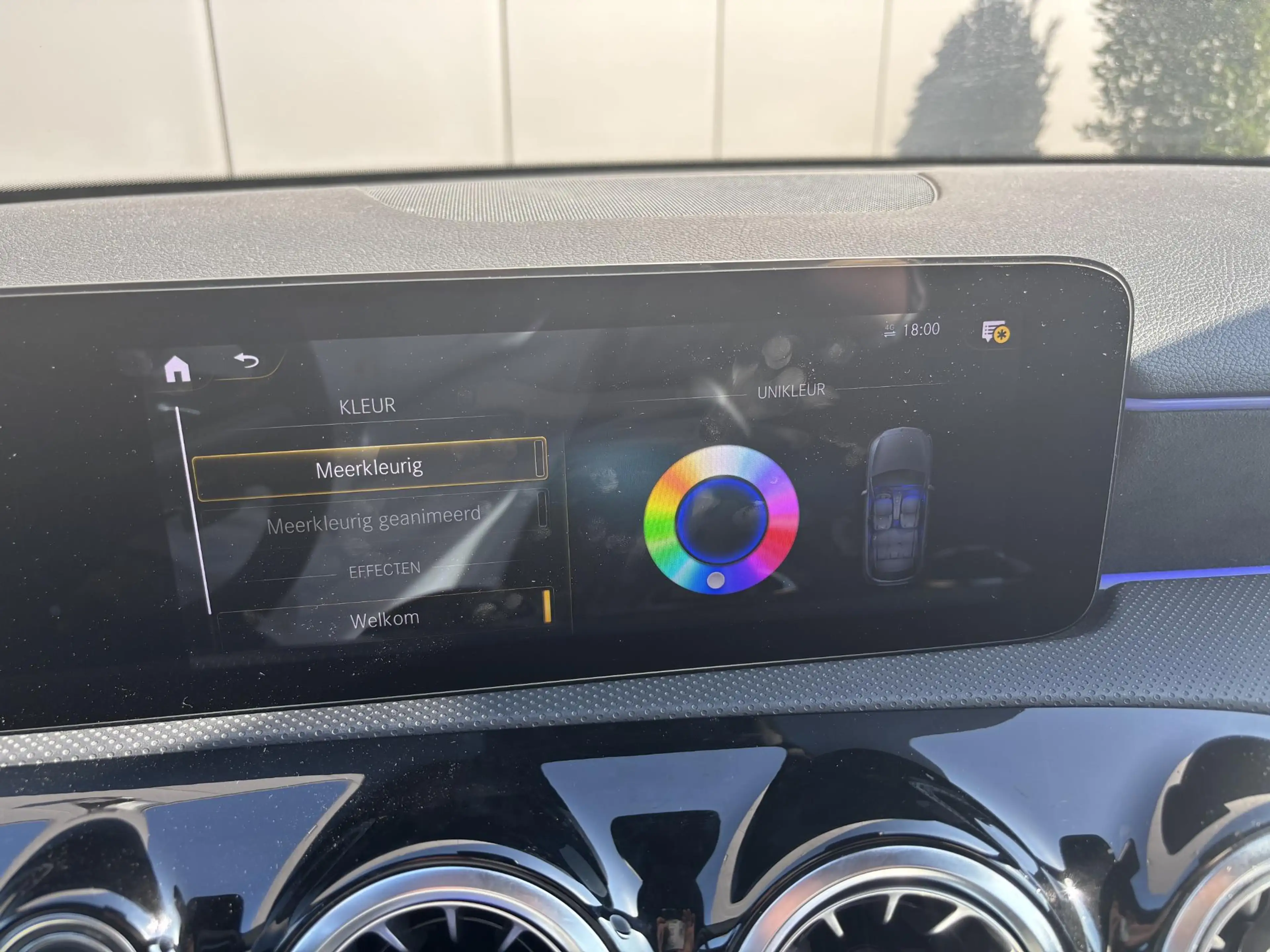 Mercedes-Benz A 180 AMG Line — photo 7