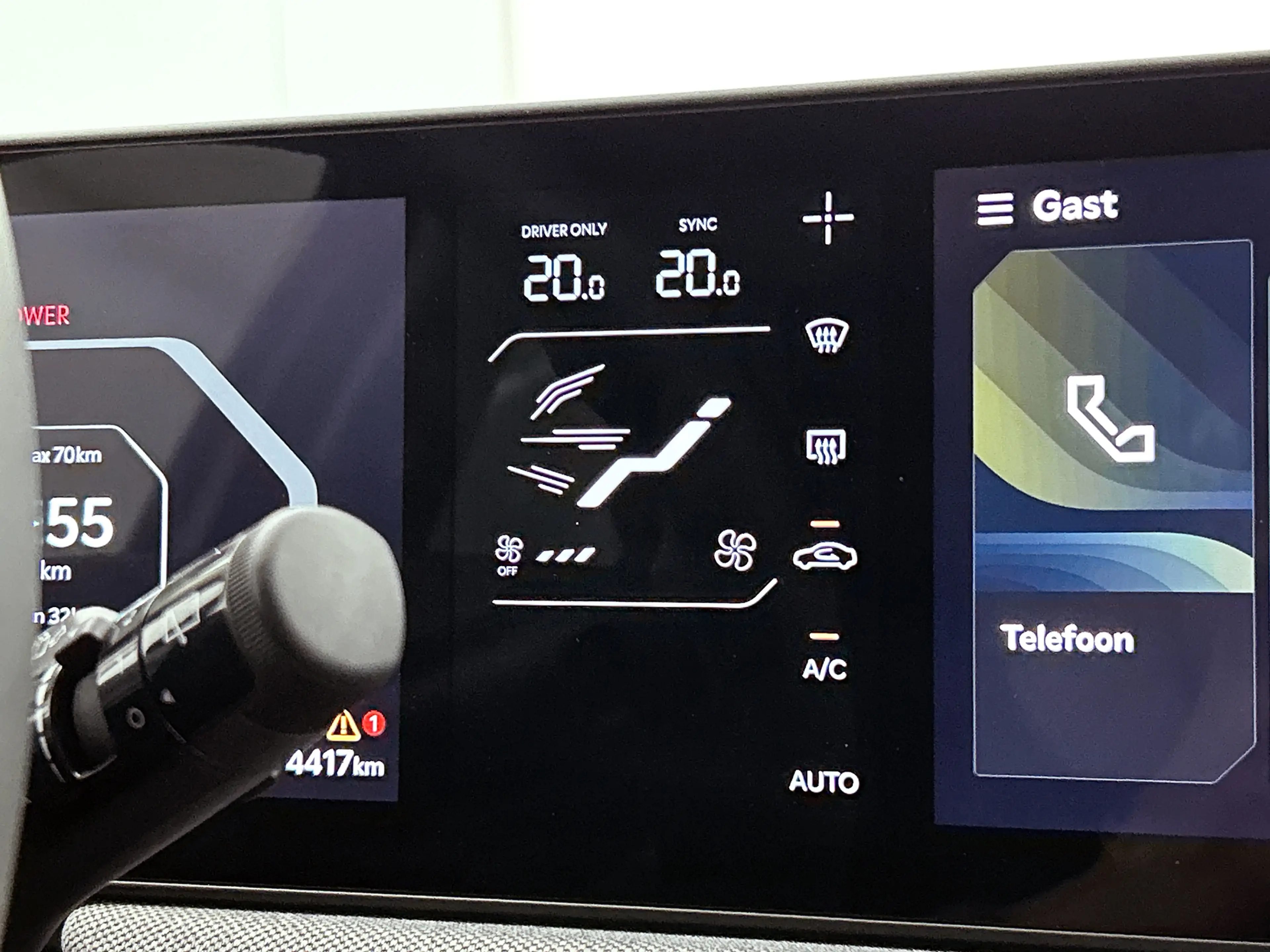 Kia EV3 Plus 58.3 kWh Navigatie | Climate Control | Stoelv — photo 9