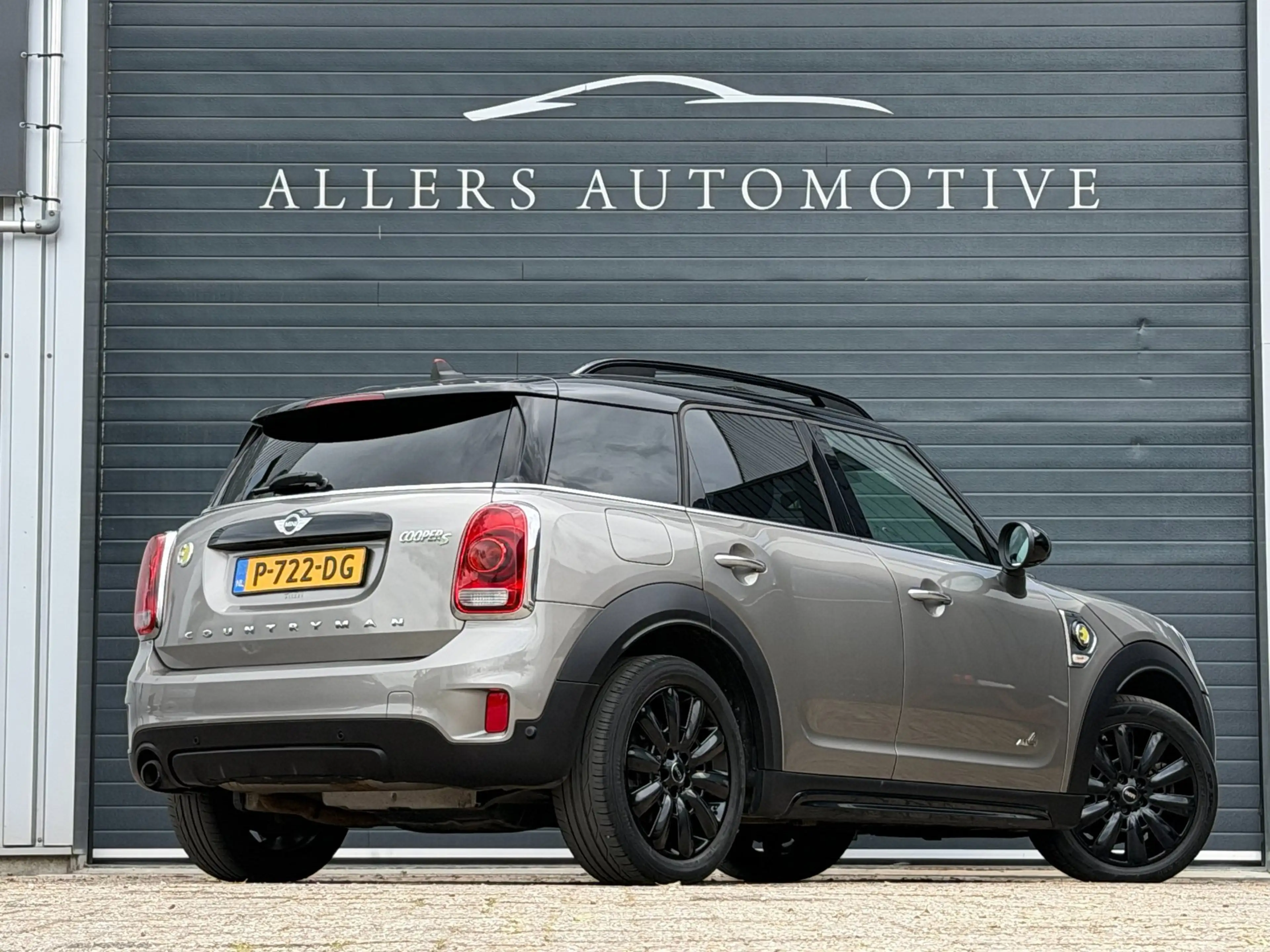 MINI Cooper SE Countryman 1.5 ALL4 Chili — photo 8