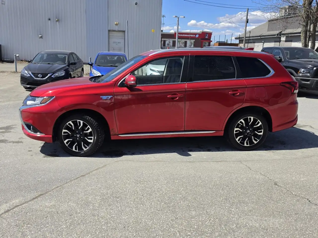 Mitsubishi Outlander снимка Mitsubishi Outlander