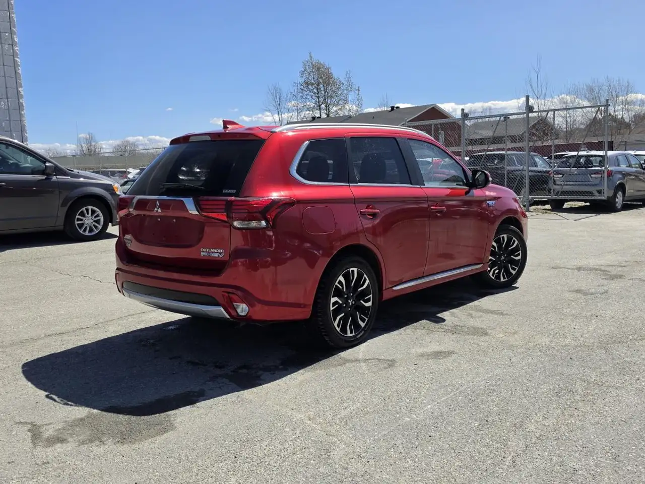 Mitsubishi Outlander снимка Mitsubishi Outlander