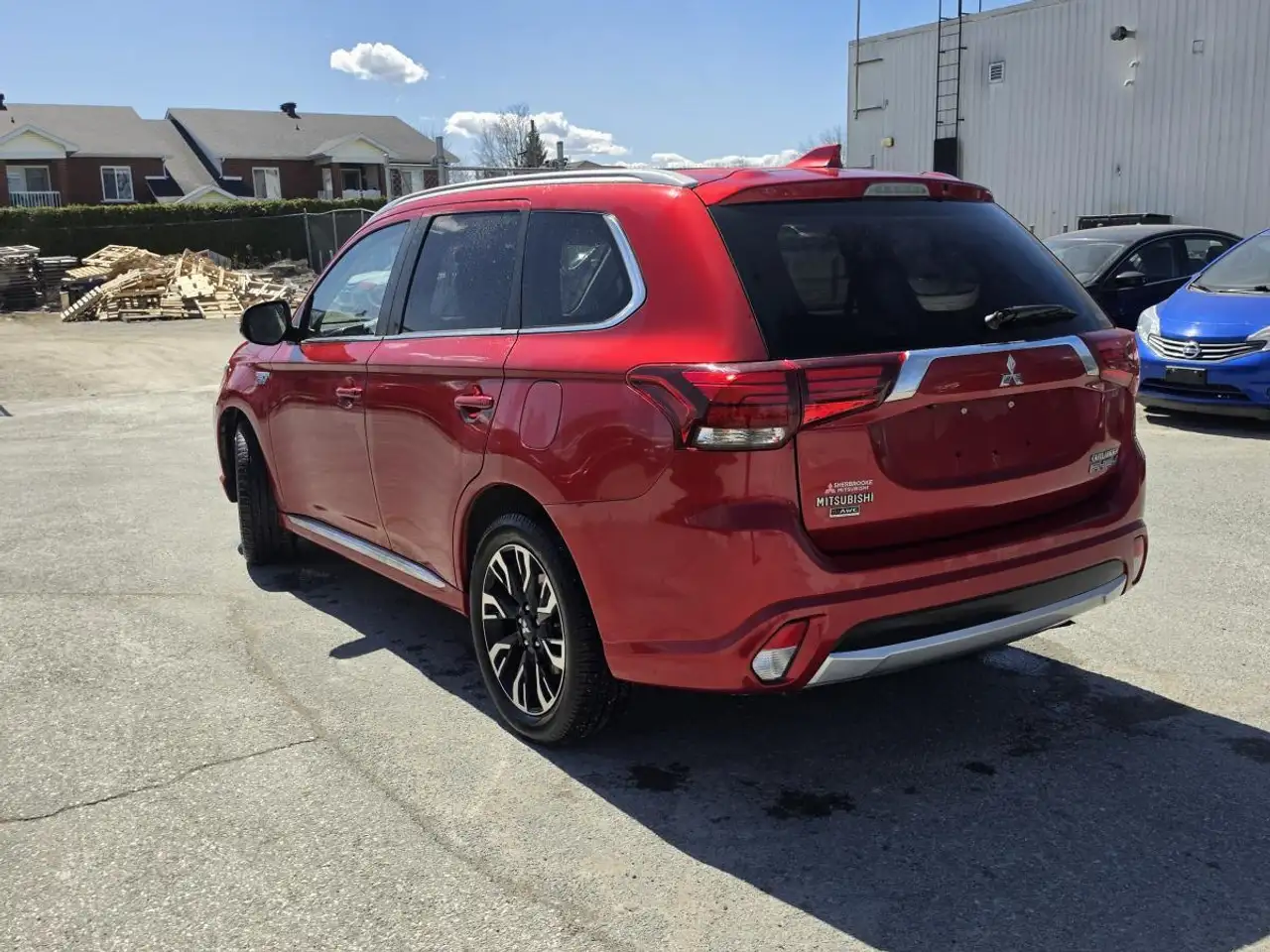 Mitsubishi Outlander снимка Mitsubishi Outlander