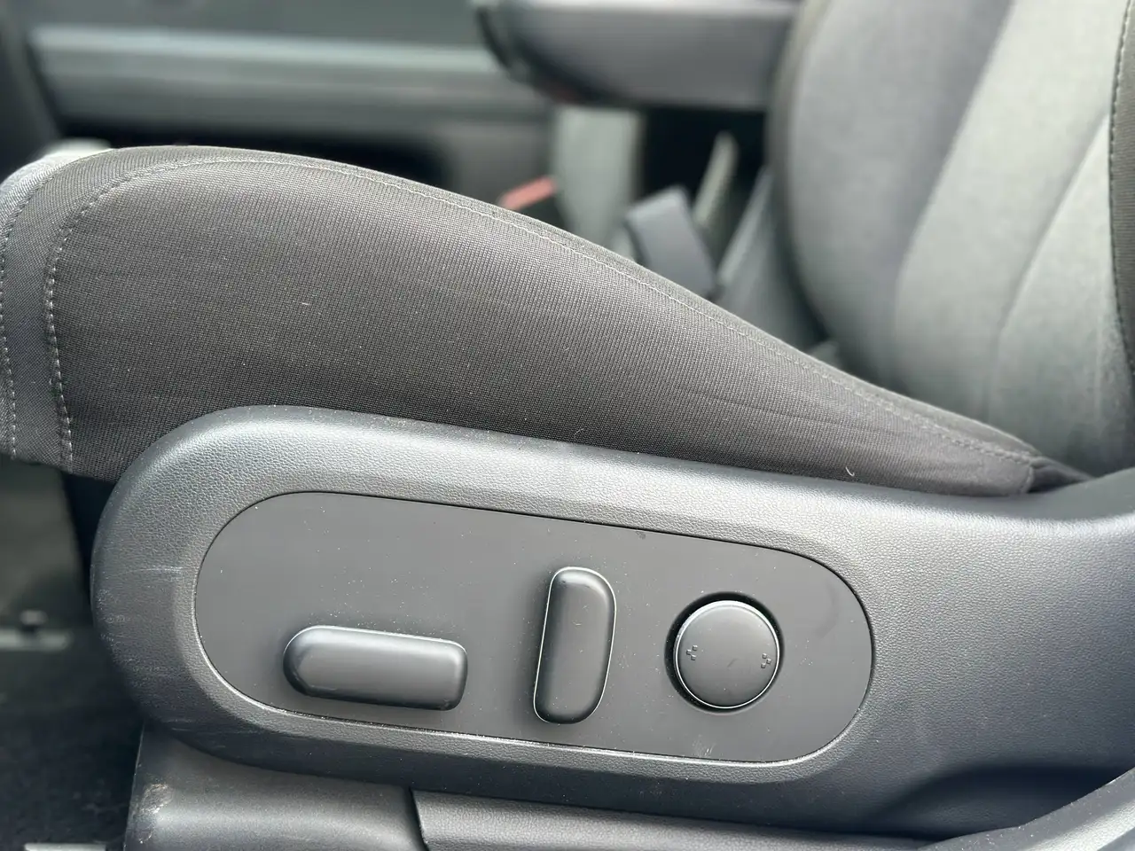 Hyundai IONIQ 5 снимка Hyundai IONIQ 5