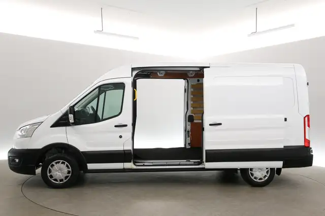 Ford Transit view 4