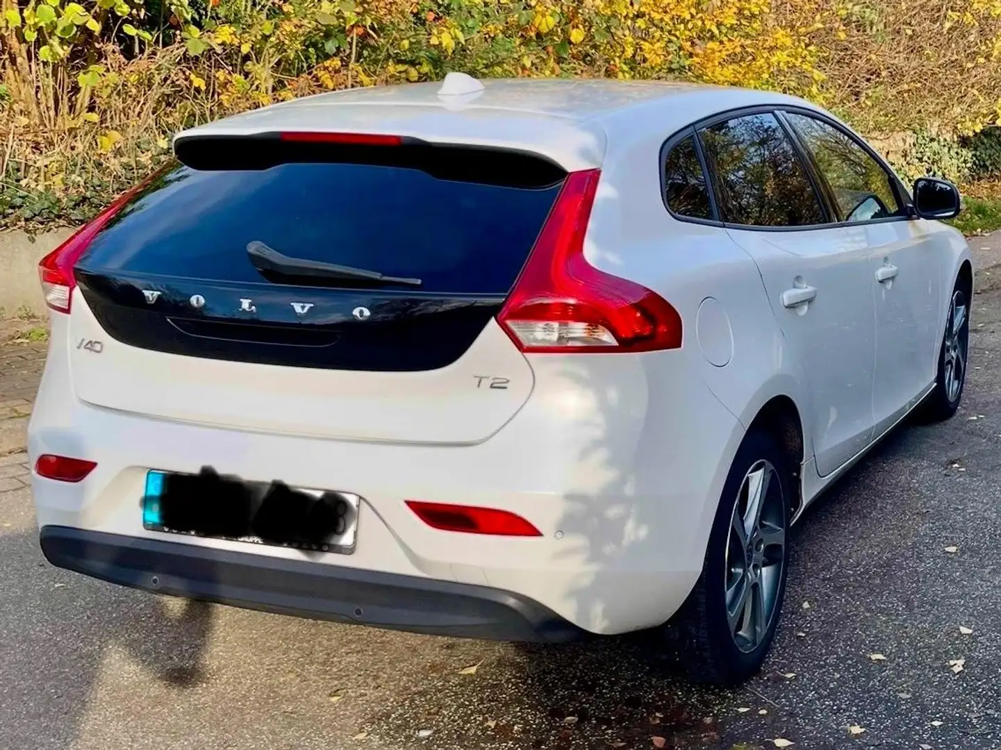 Volvo V40 V40 T2 Geartronic Linje You! Weiß - 2