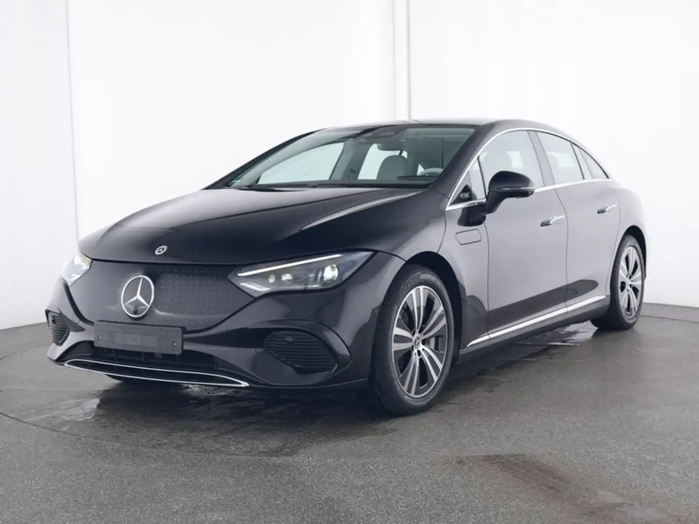 Mercedes-Benz EQE 350 Electric Art+AIRMATIC+DISTRO+Pano+Memory Noir - 2