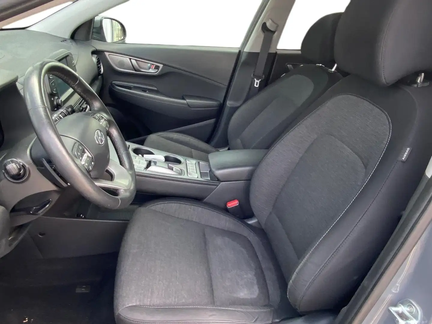 Hyundai KONA EV 64 kWh XPrime - 2