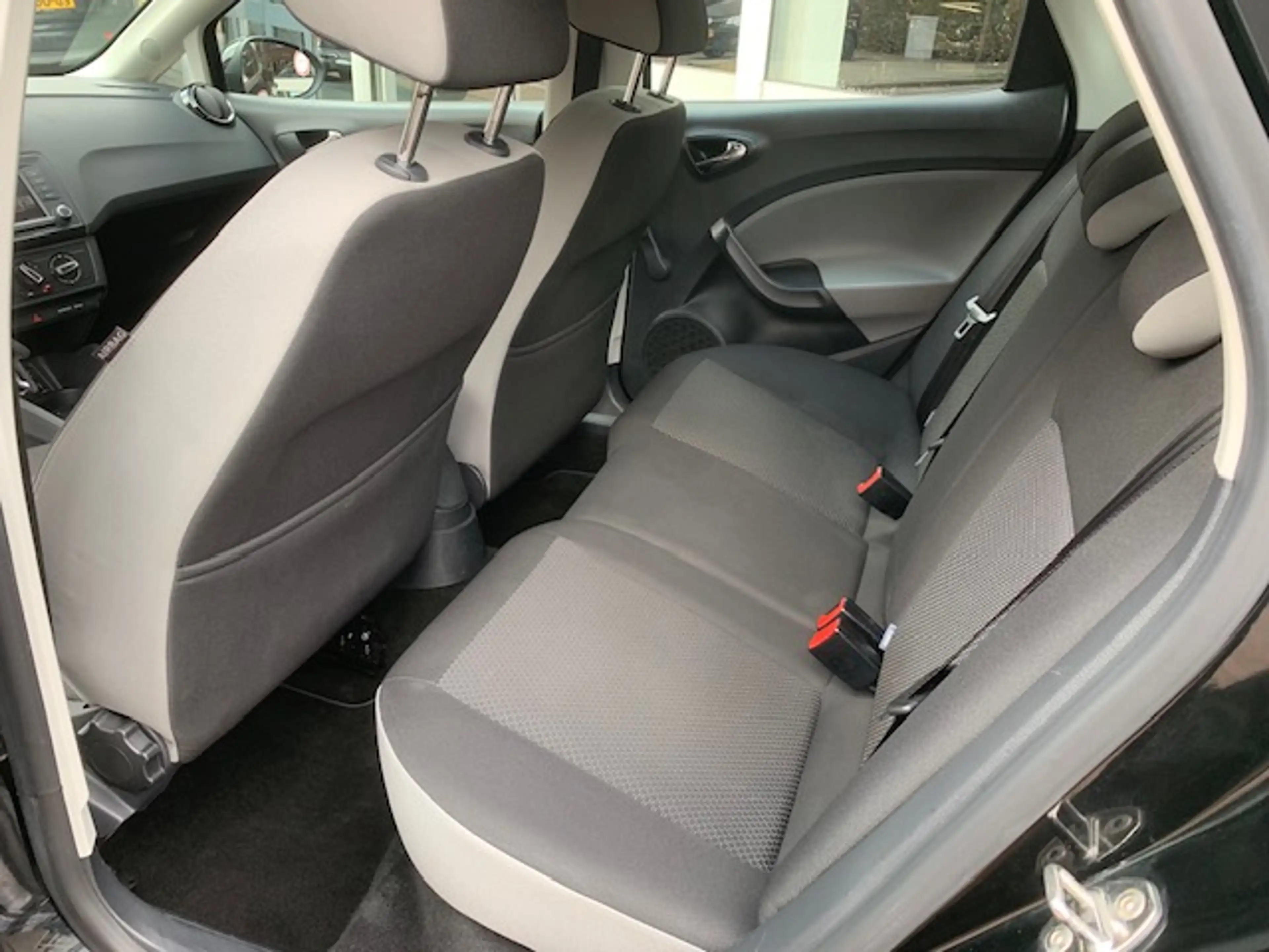 SEAT Ibiza 1.0 EcoTSI Style Connect, navigatie . — photo 8